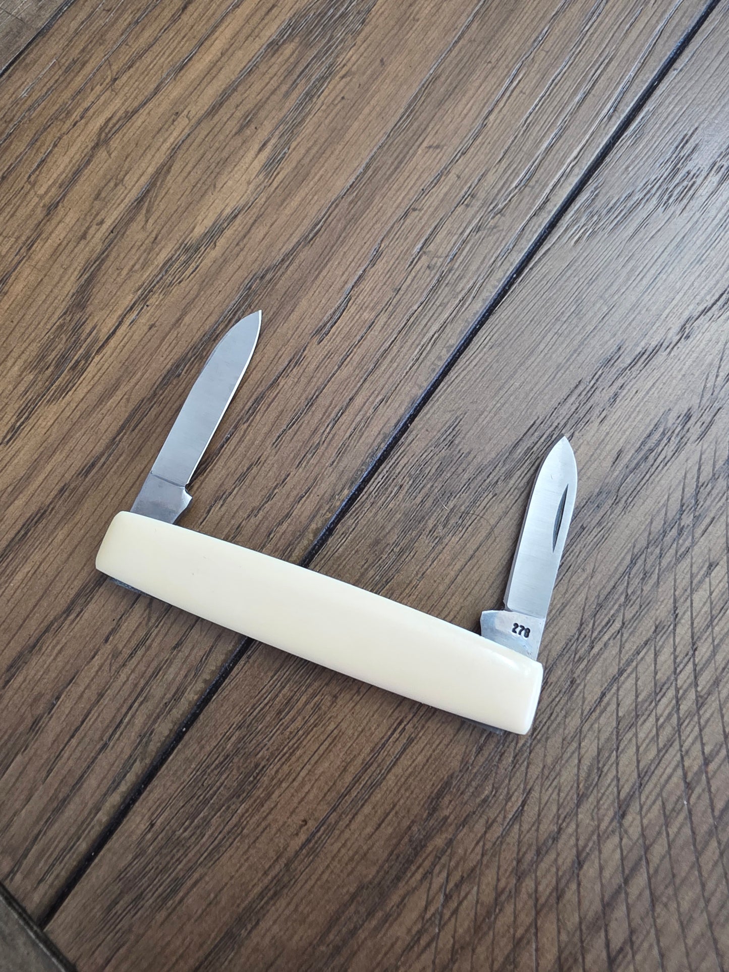 1981 Case XX 278 Pen Knife Scrimshaw Light House