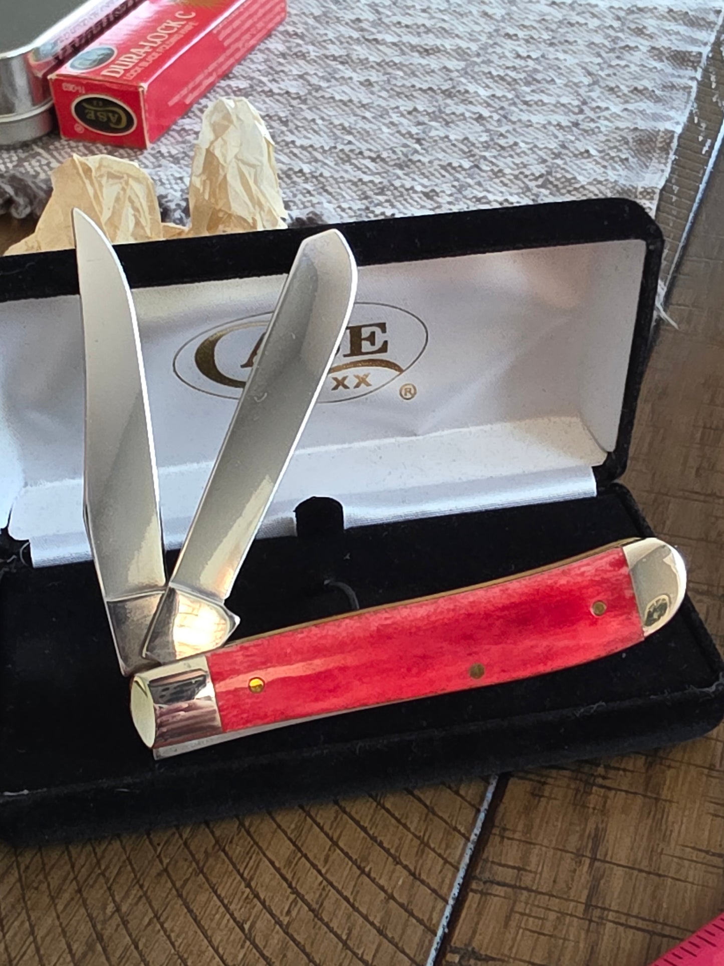 2019 Case XX Smooth Red Mini Trapper with Zippo and Case on the Blades