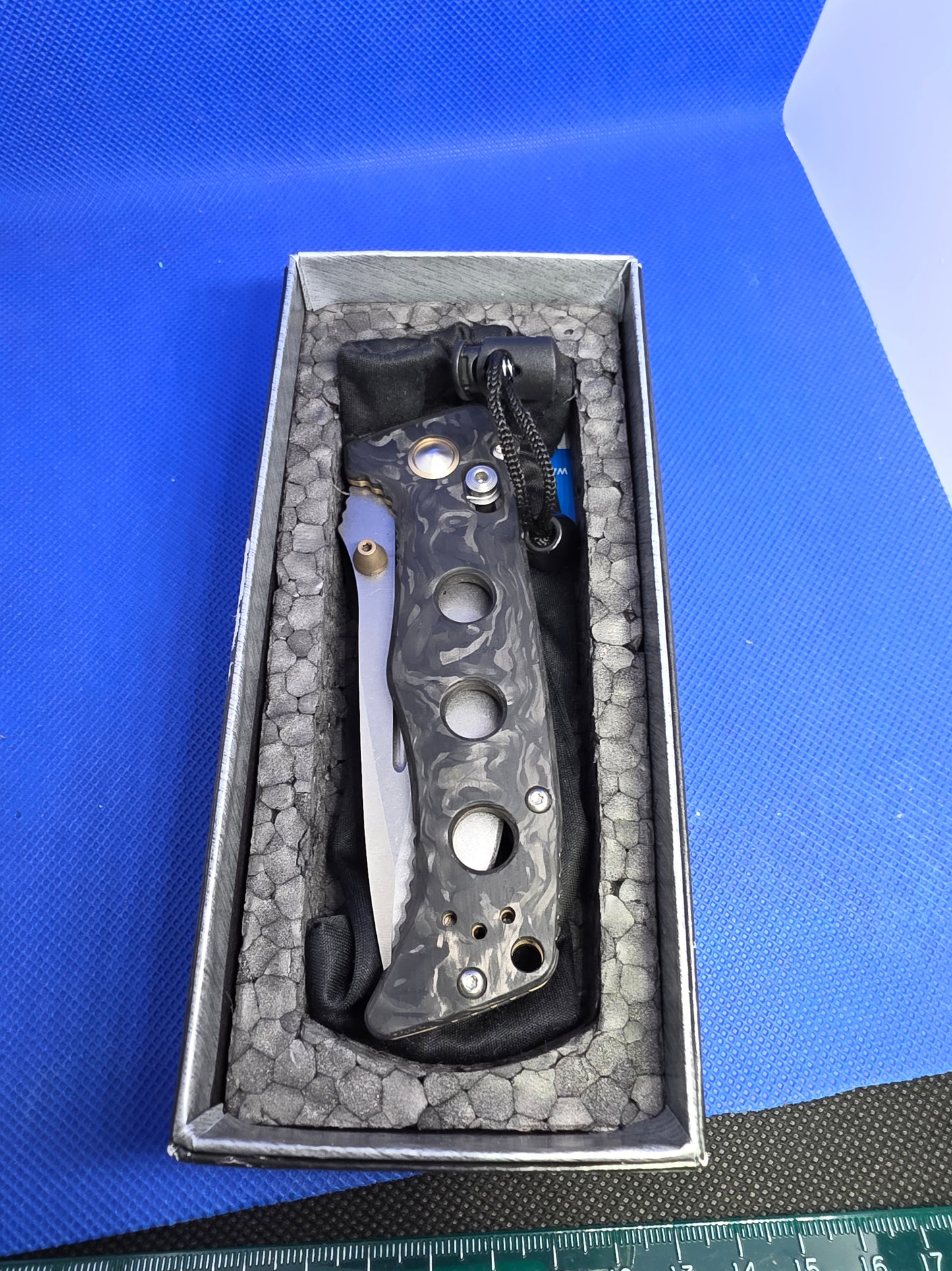 Benchmade 273-03 Mini Adams Carbon Fiber CPM Magnacut - New - Black Class