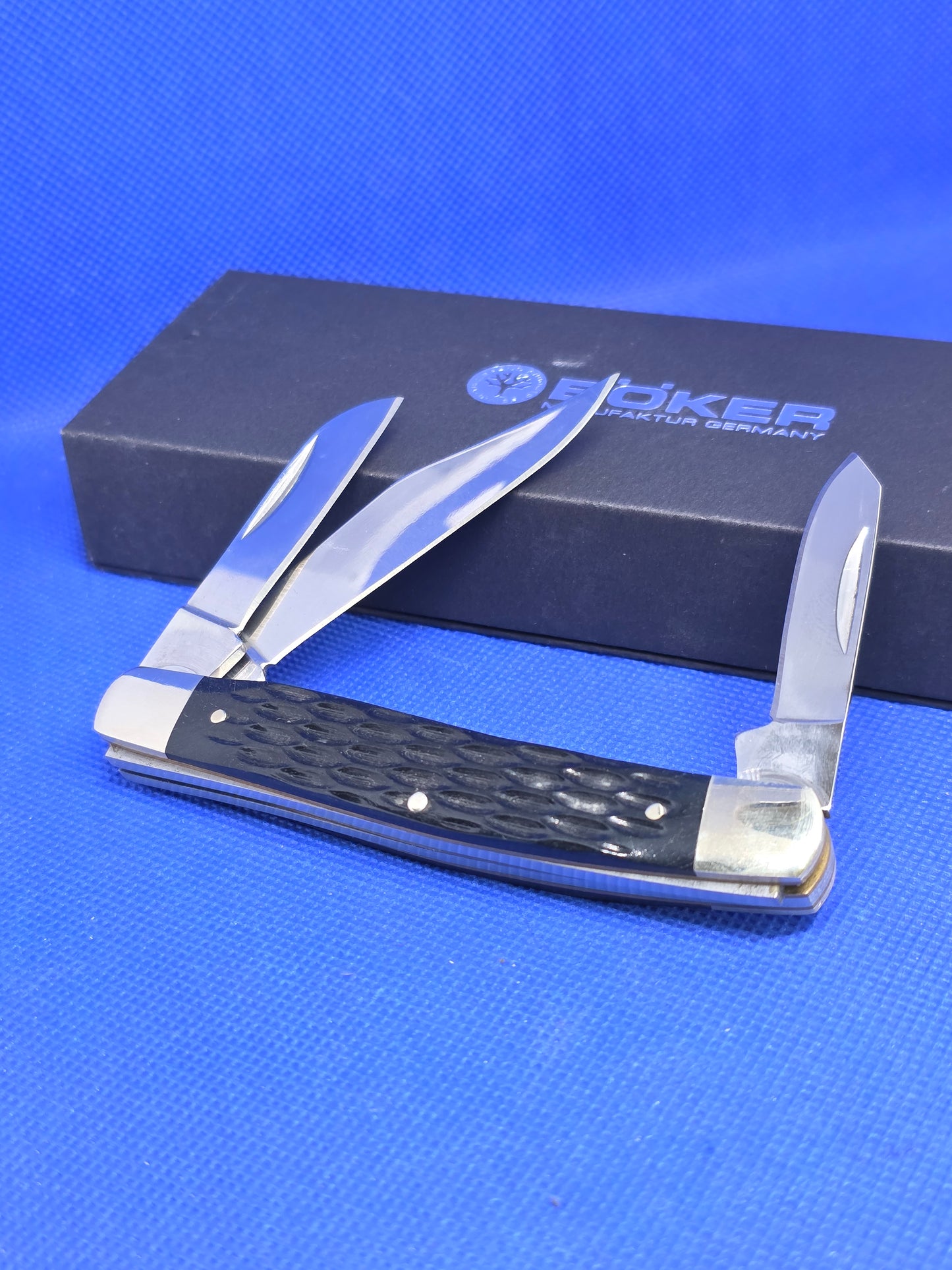 Boker TS Jigged Black Bone Stockman 110725