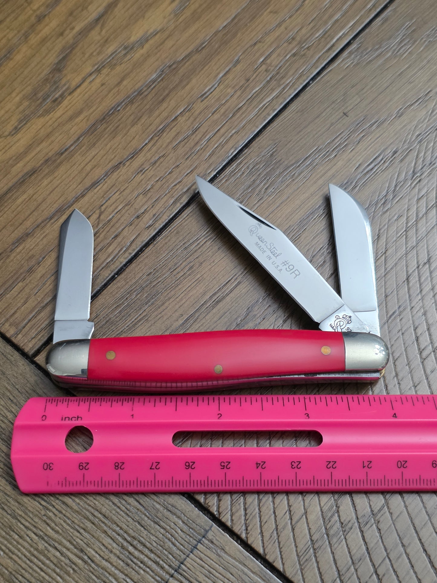 Queen Steel #9R - Smooth Red Delrin Stockman - 3 blade