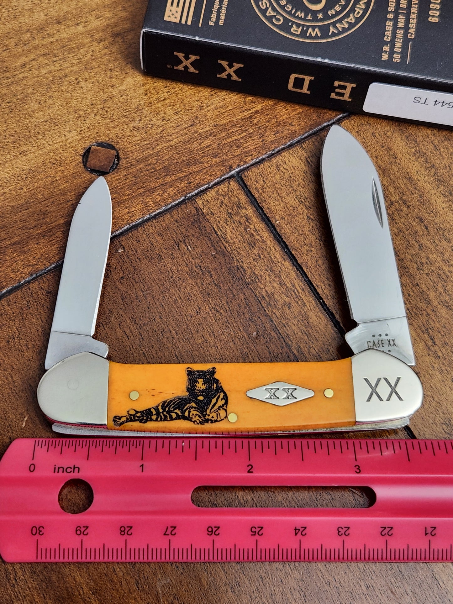 Case XX 62131 Tiger Stripe Orange Bone Canoe 1 of 500 CA12544 TS