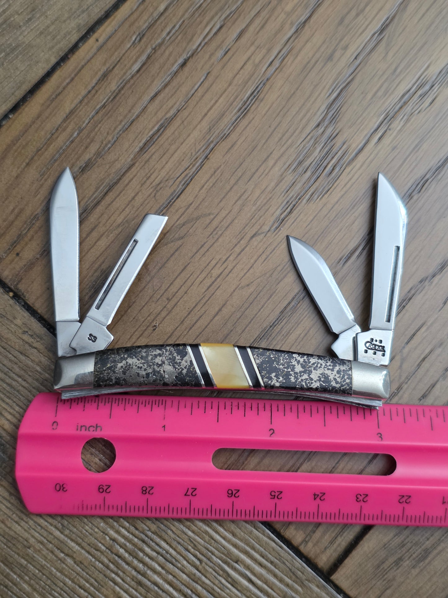 2004 Case XX Exotic Series Lions Paw EX468 Congress No Box