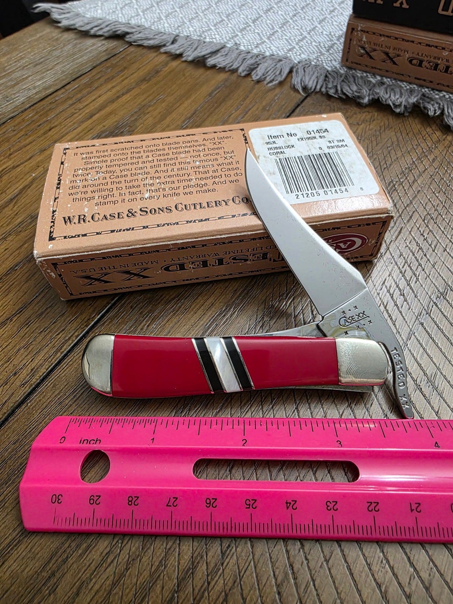 2004 Case XX Coral Russlock 01454 NIB EX1953L Exotic Series