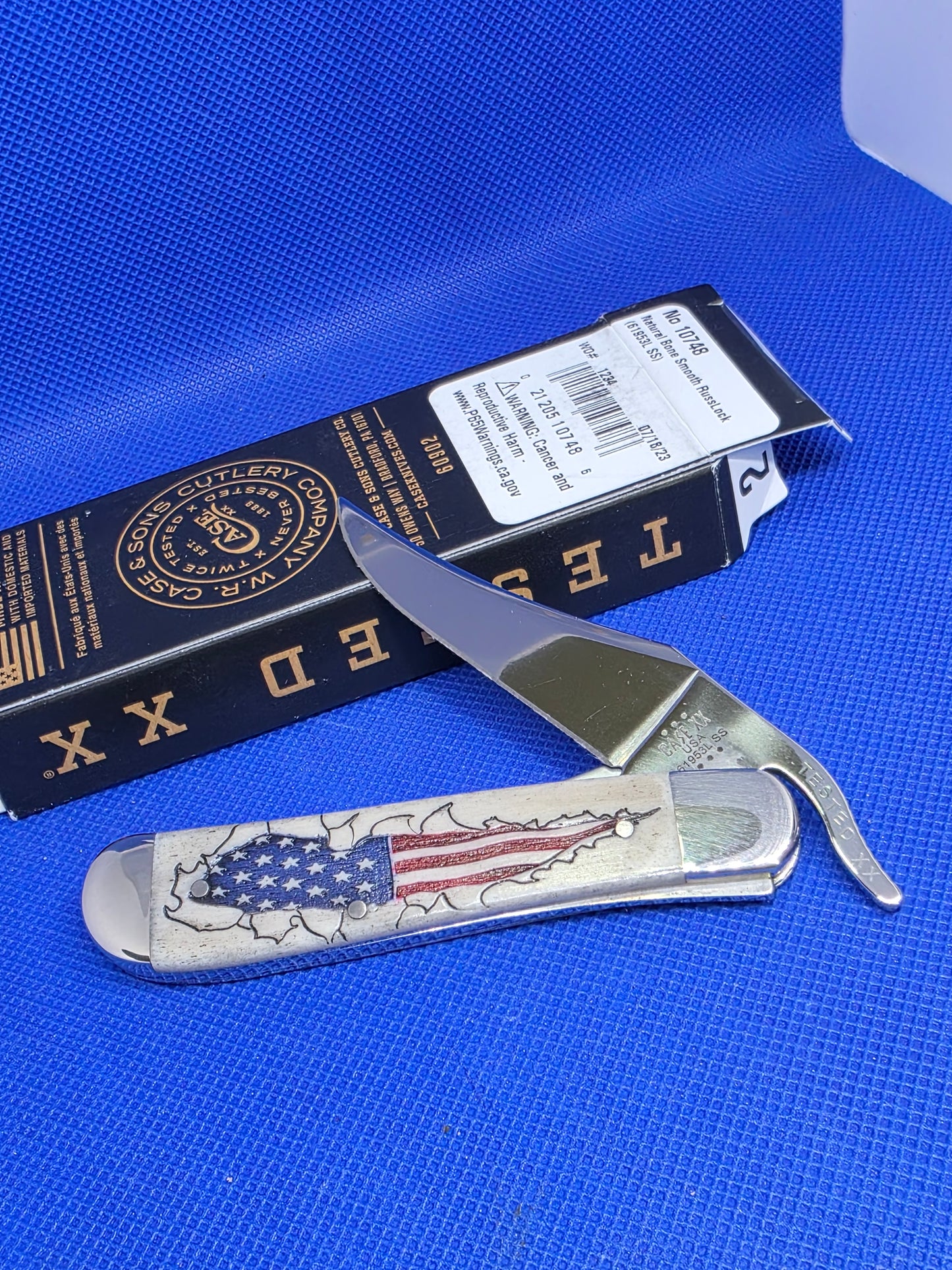 2023 Case XX Russlock Shot Show Exclusive US Flag Rip Out 10748