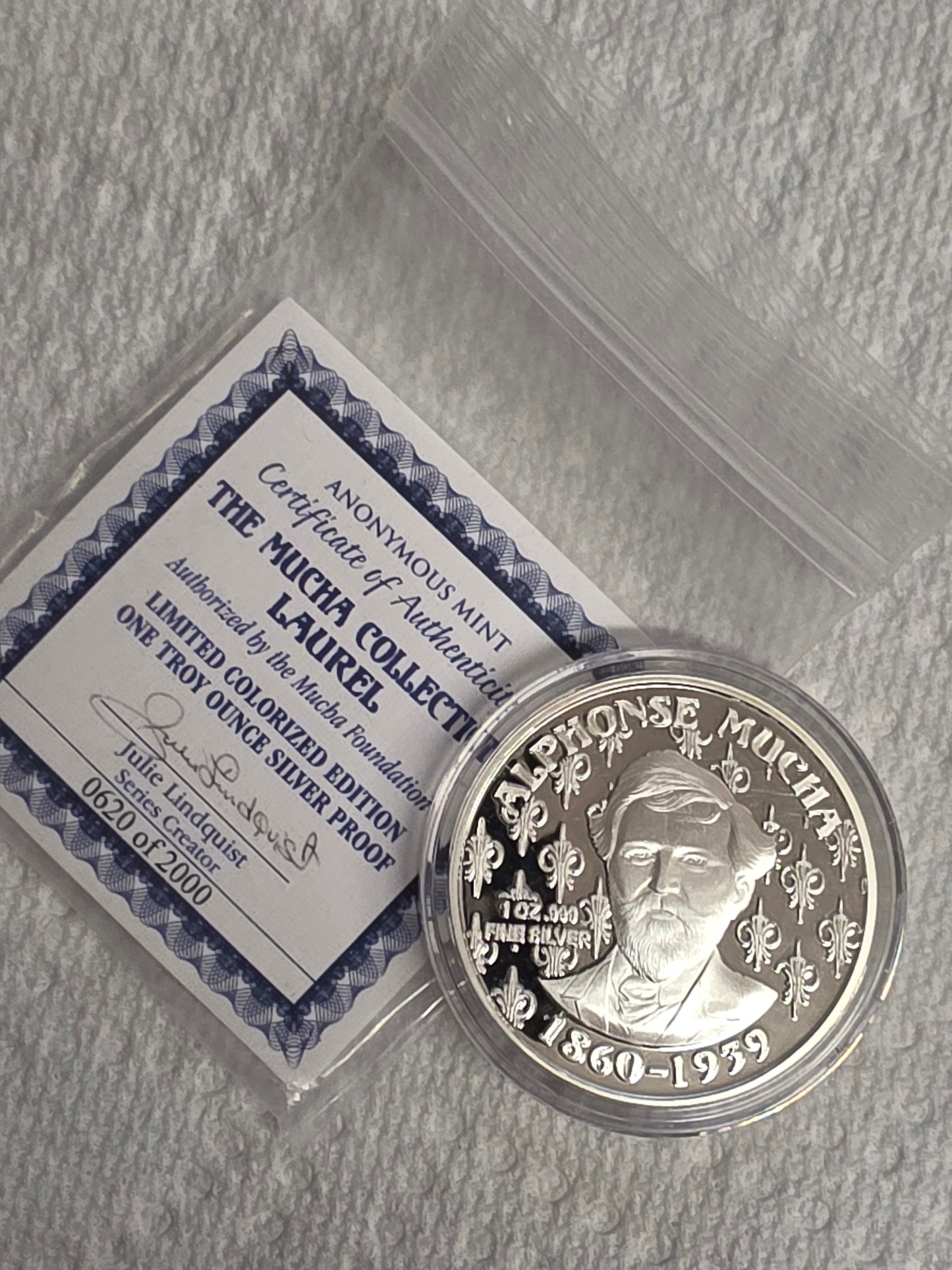The Mucha Collection - Laurel - 1oz. .999 Fine Silver