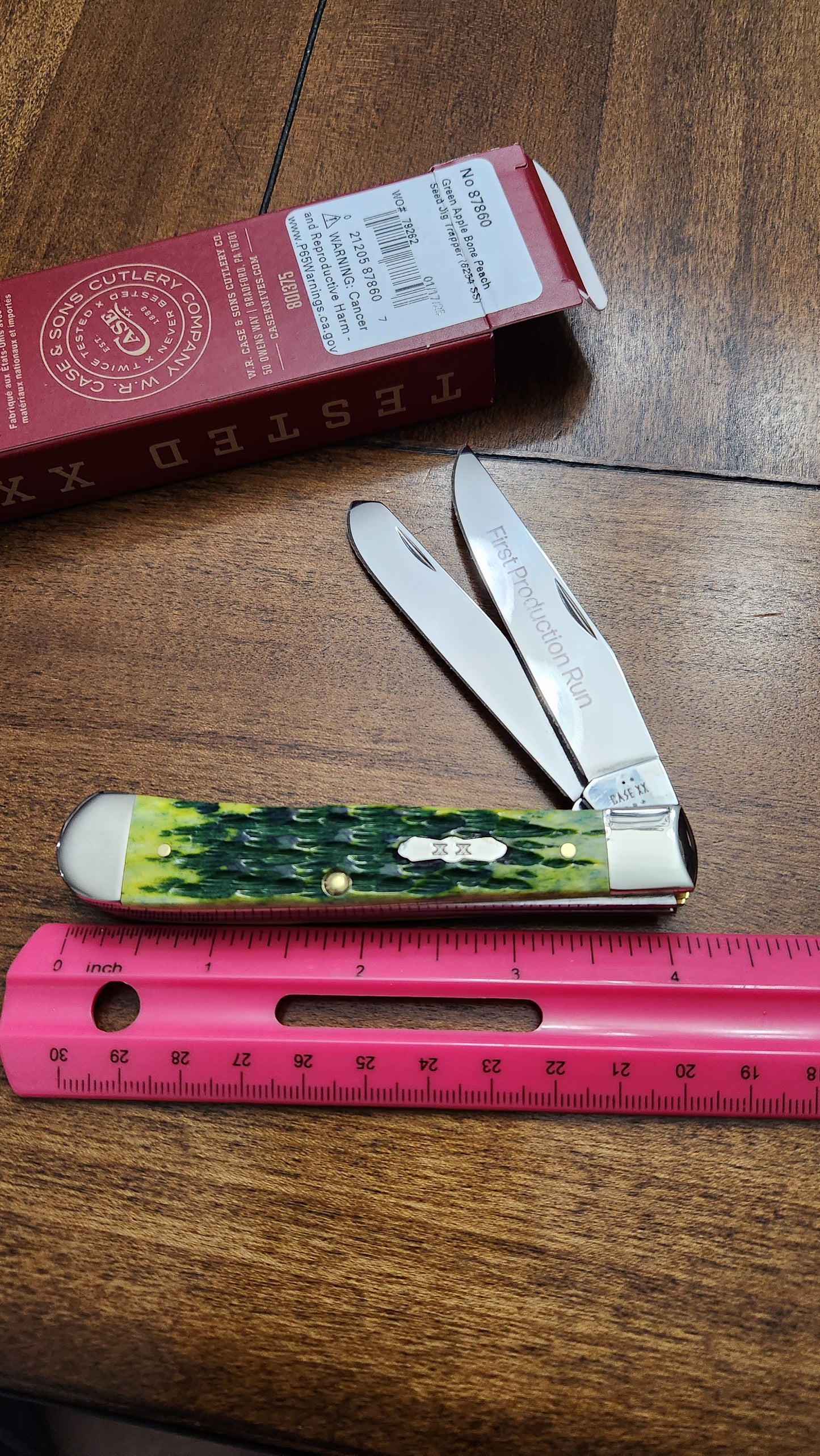 2025 Case XX Green Apple Jig Bone Trapper First Production Run 1 of 250 87860