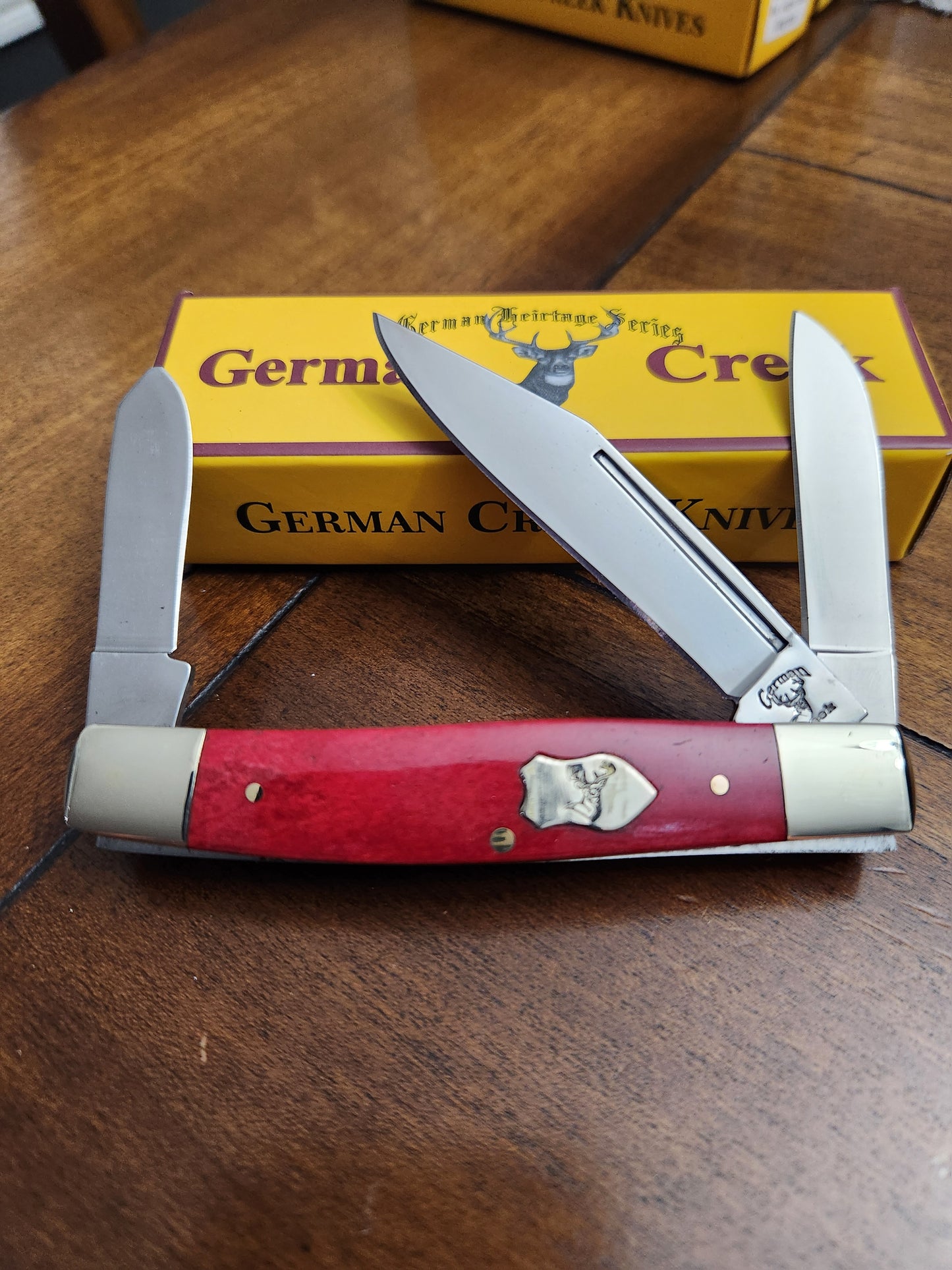 GERMAN CREEK 3 3/4" Couteau de poche Stockman à trois lames en os rouge lisse NOUVEAU