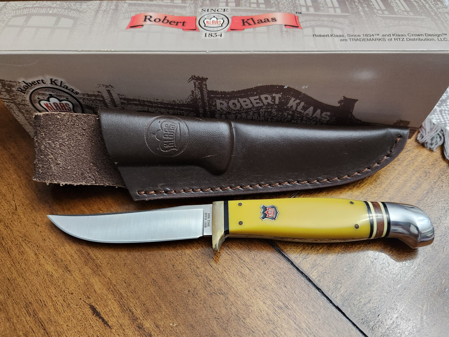 Robert Klaas Yellow Fixed Blade knife with Leather Molded sheath Hunting Knife #78 KC0378