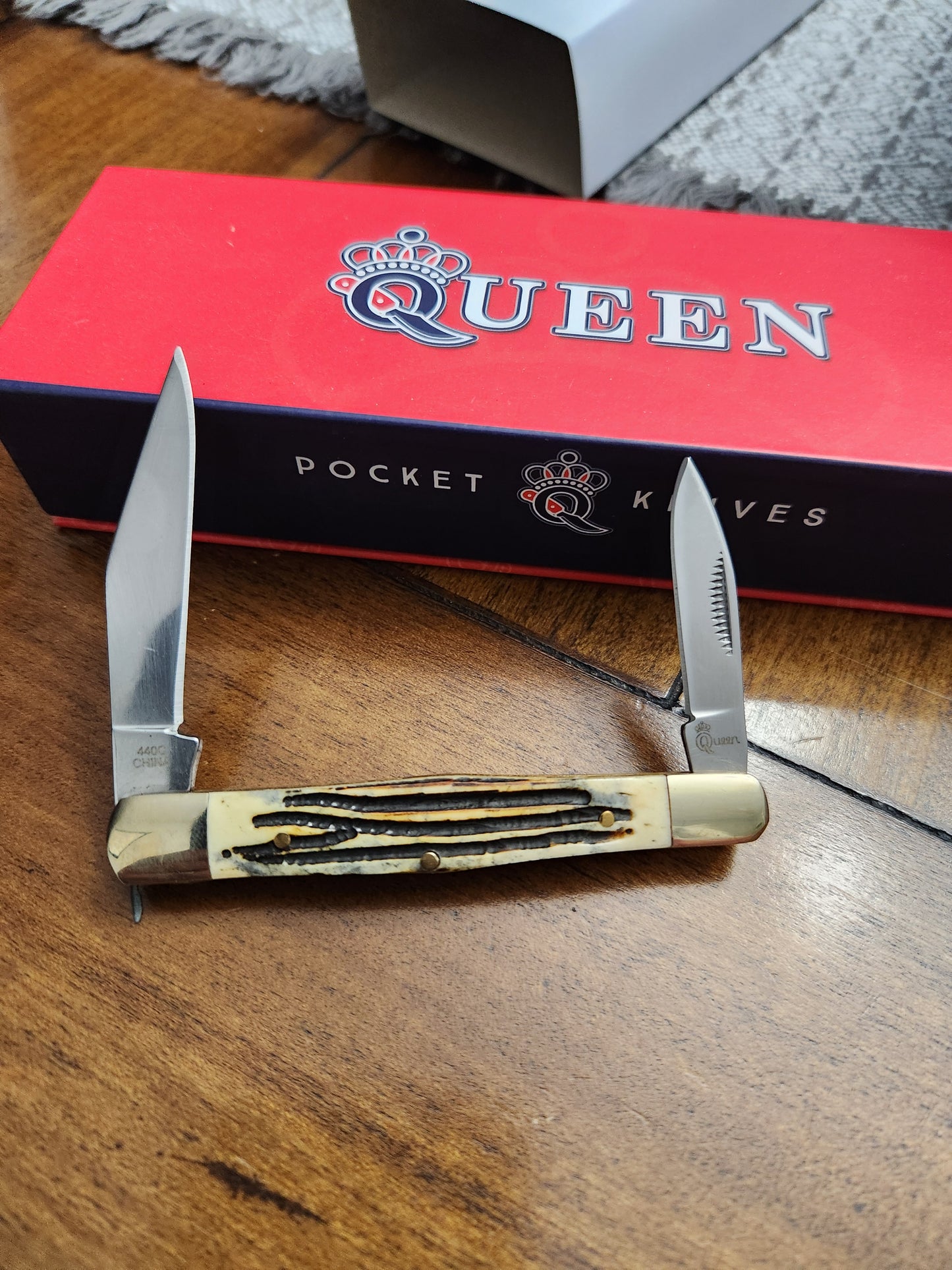 Queen Cutlery Winter Bottom Bone Half Whittler Pocket Knife QN47WB