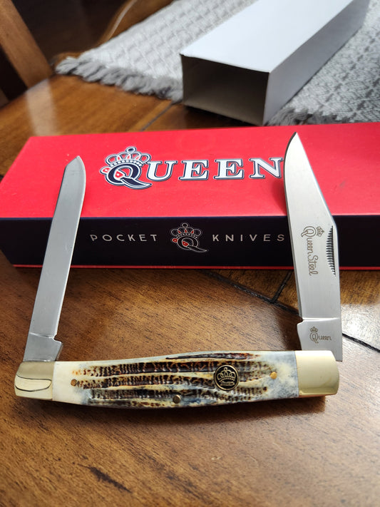 Queen Cutlery Winter Bottom Bone Large Moose Pocket Knife QN52WB