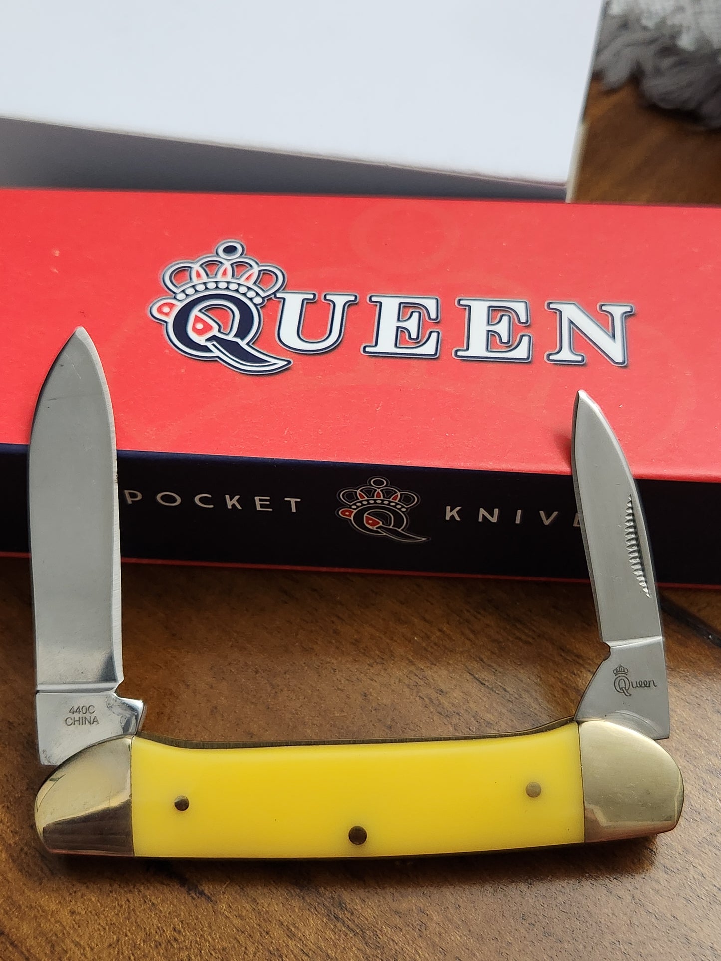 Queen Cutlery Yellow Synthetic Canoe pocket knife QN64Y