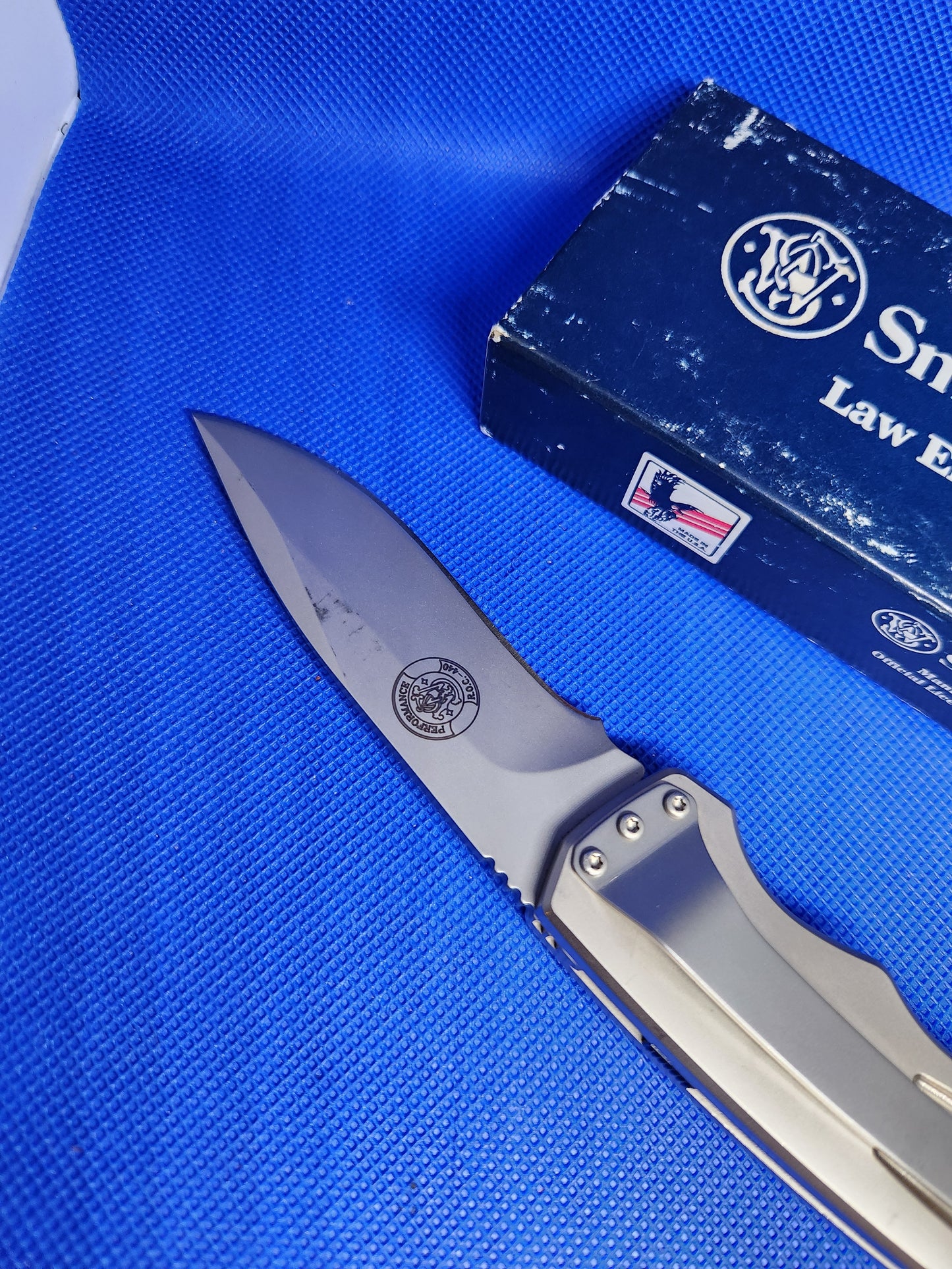 Smith & Wesson Extreme OPS Auto Plain Blade