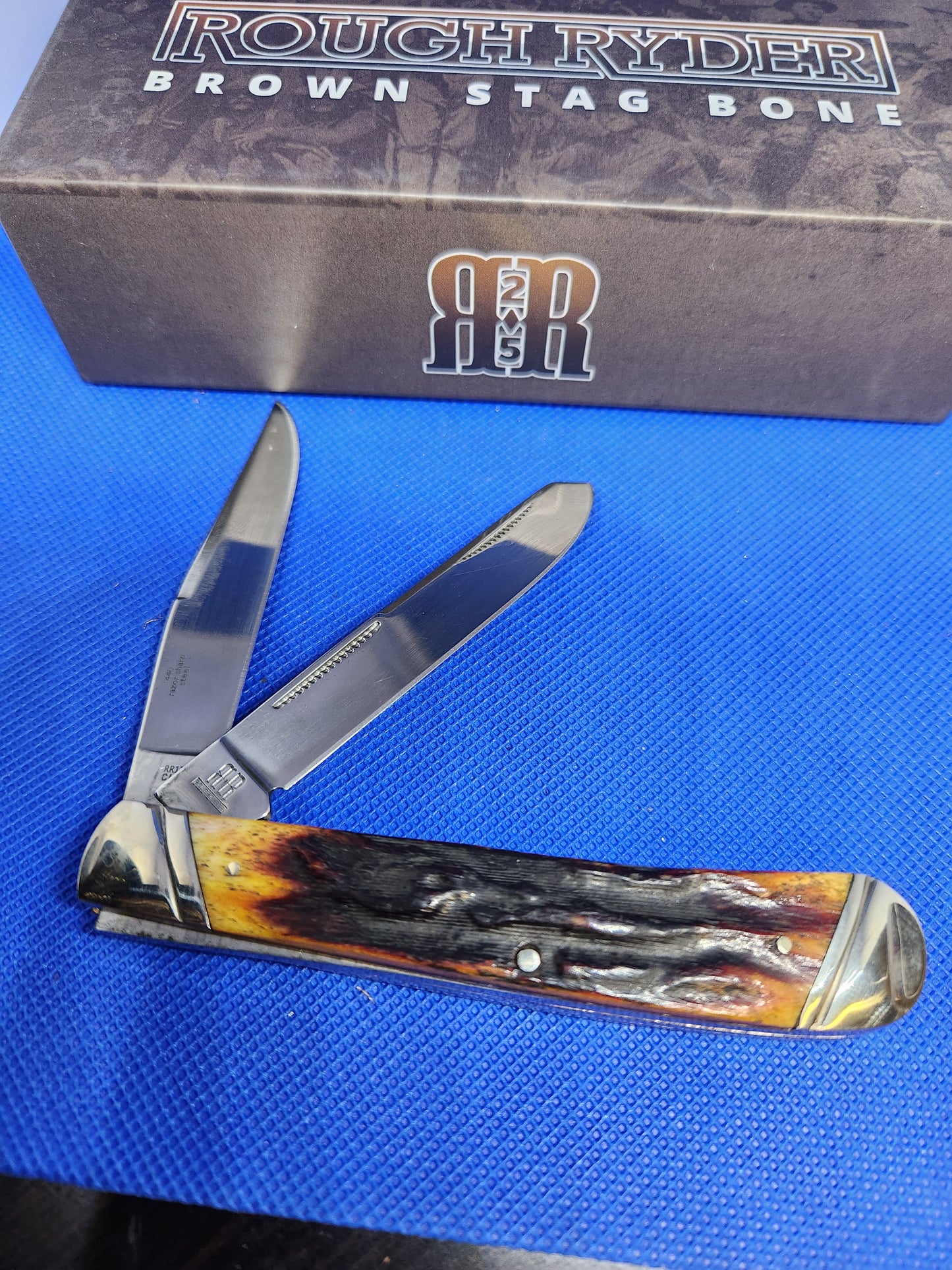 Rough Ryder Brown Bone Stag Trapper RR1789