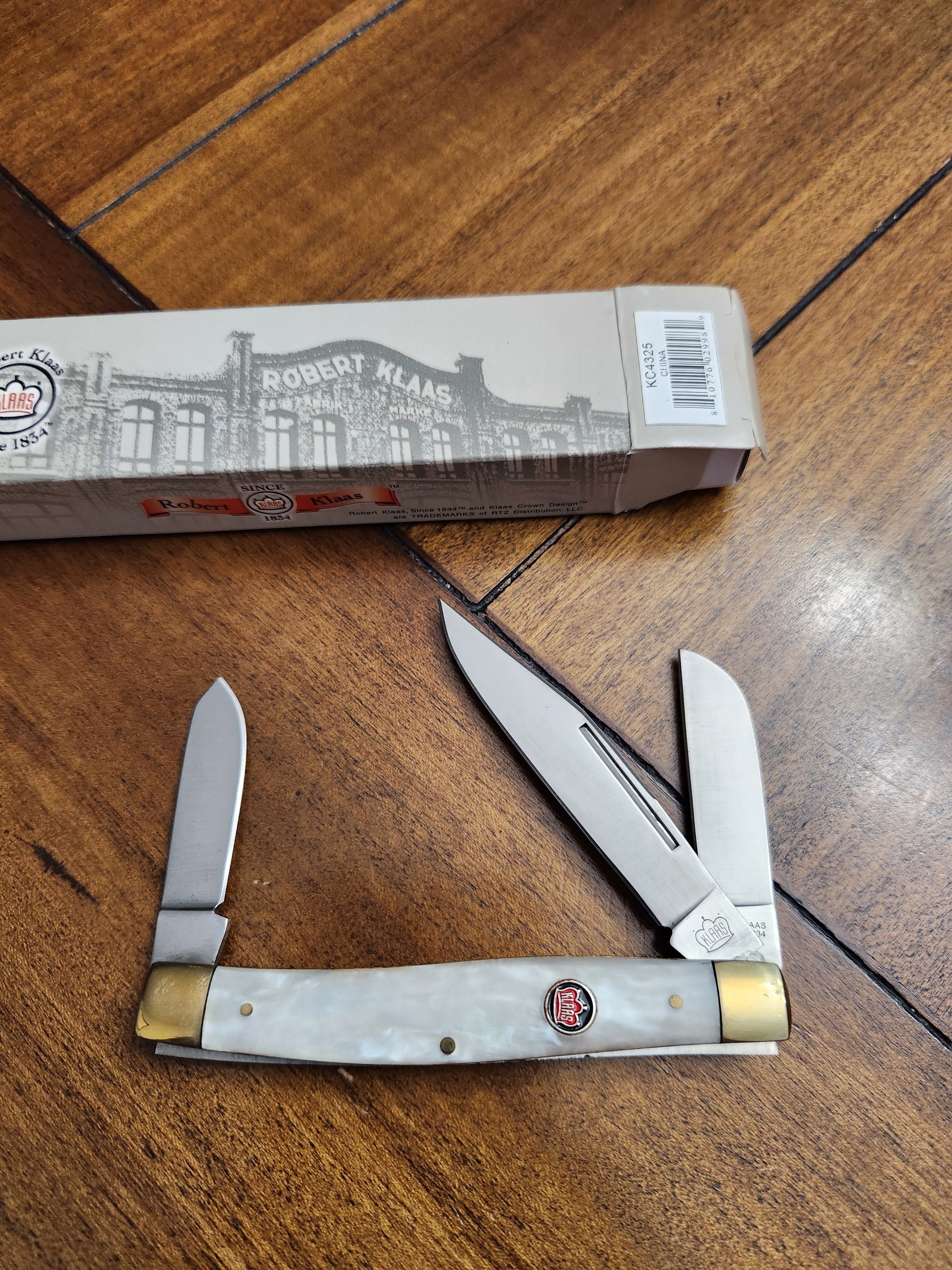 Robert Klaas – KY KNIVES Robert Klaas – KY KNIVES