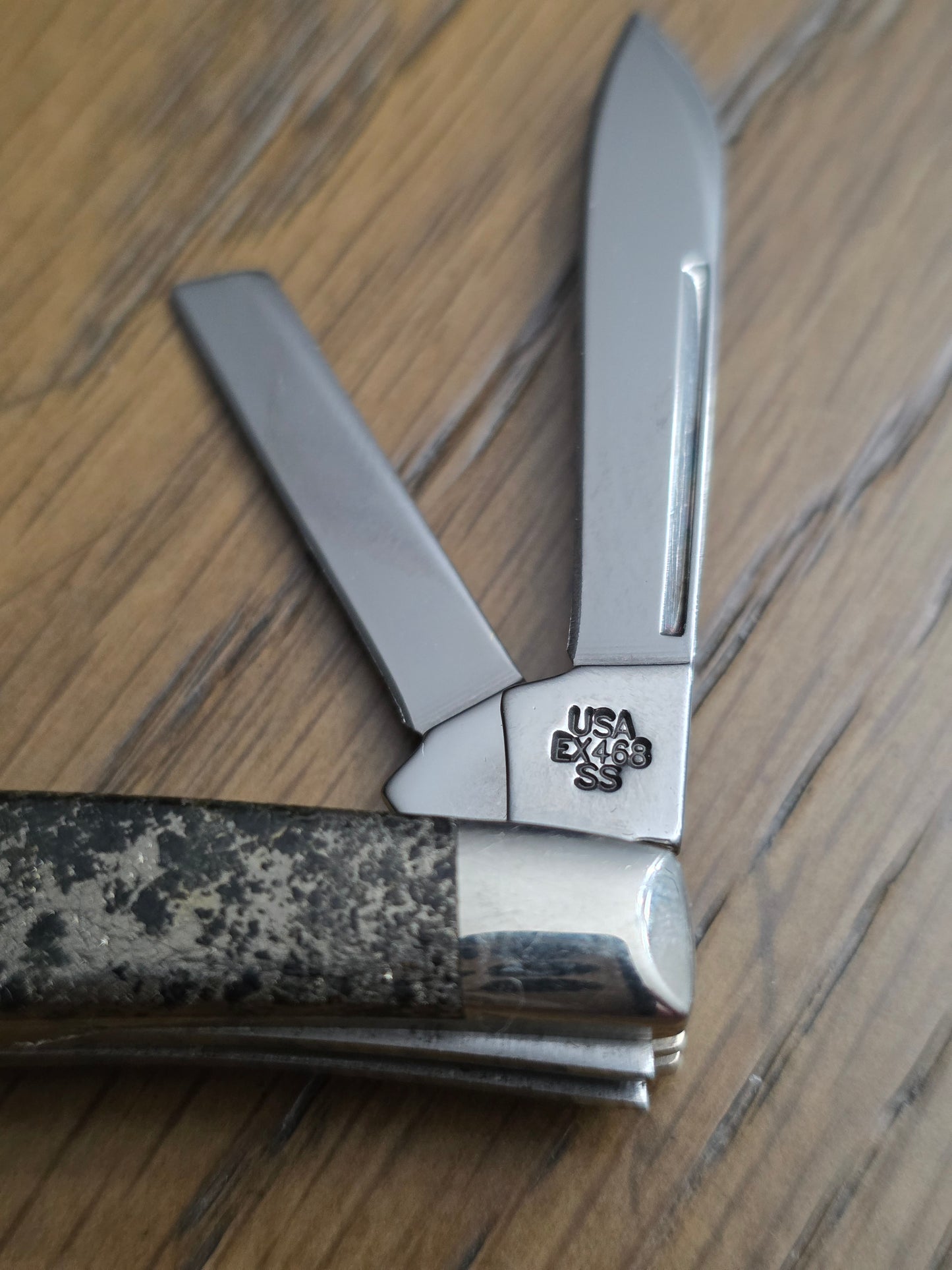 2004 Case XX Exotic Series Lions Paw EX468 Congress No Box