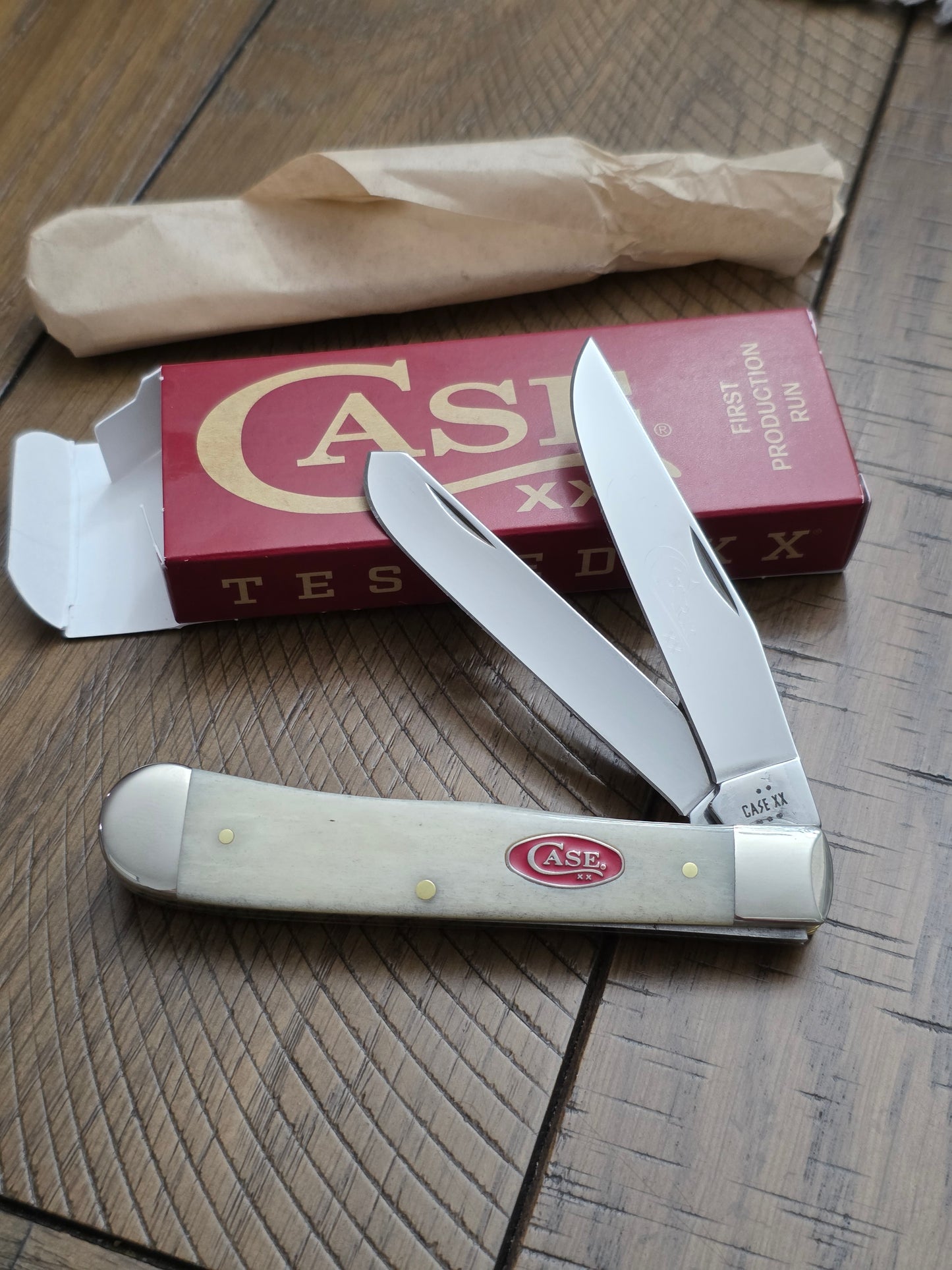 2026 Case XX Smooth Natural Bone Trapper Red Shield First Production Run 84020