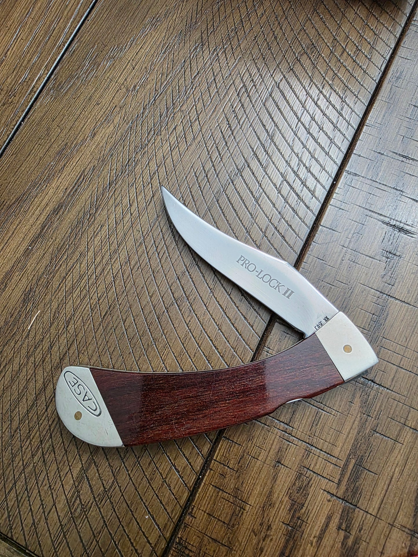 1983 Case XX PRO-LOCK II Rosewood Handle New Grind Blade 7 Dot