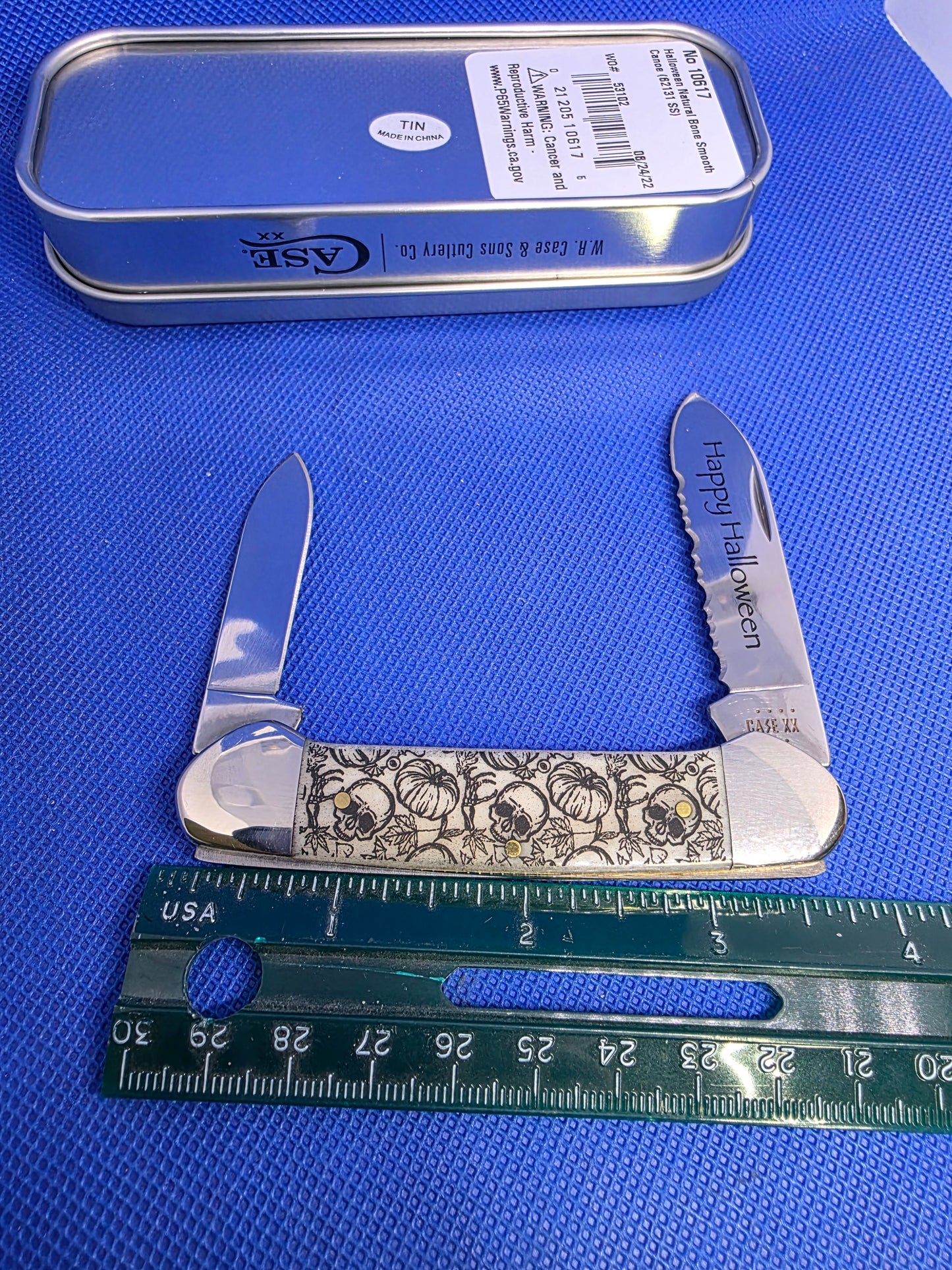 2022 Case XX Halloween Canoe 10617 NIB Smooth Natural Bone with Skulls