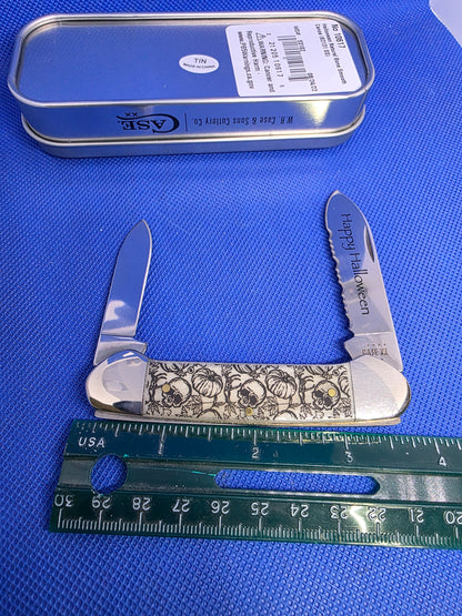 2022 Case XX Halloween Canoe 10617 NIB Smooth Natural Bone with Skulls