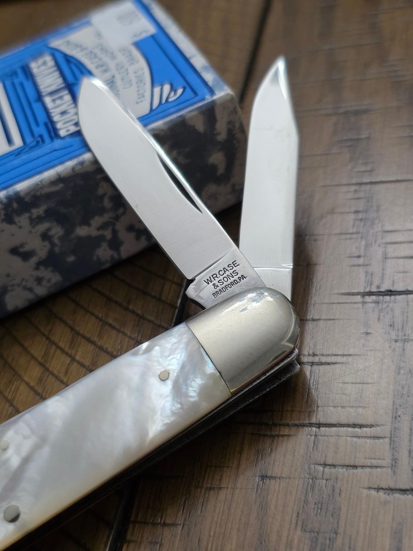 1991 Case XX Classic 83091 Mother of Pearl Cigar Whittler with Etch