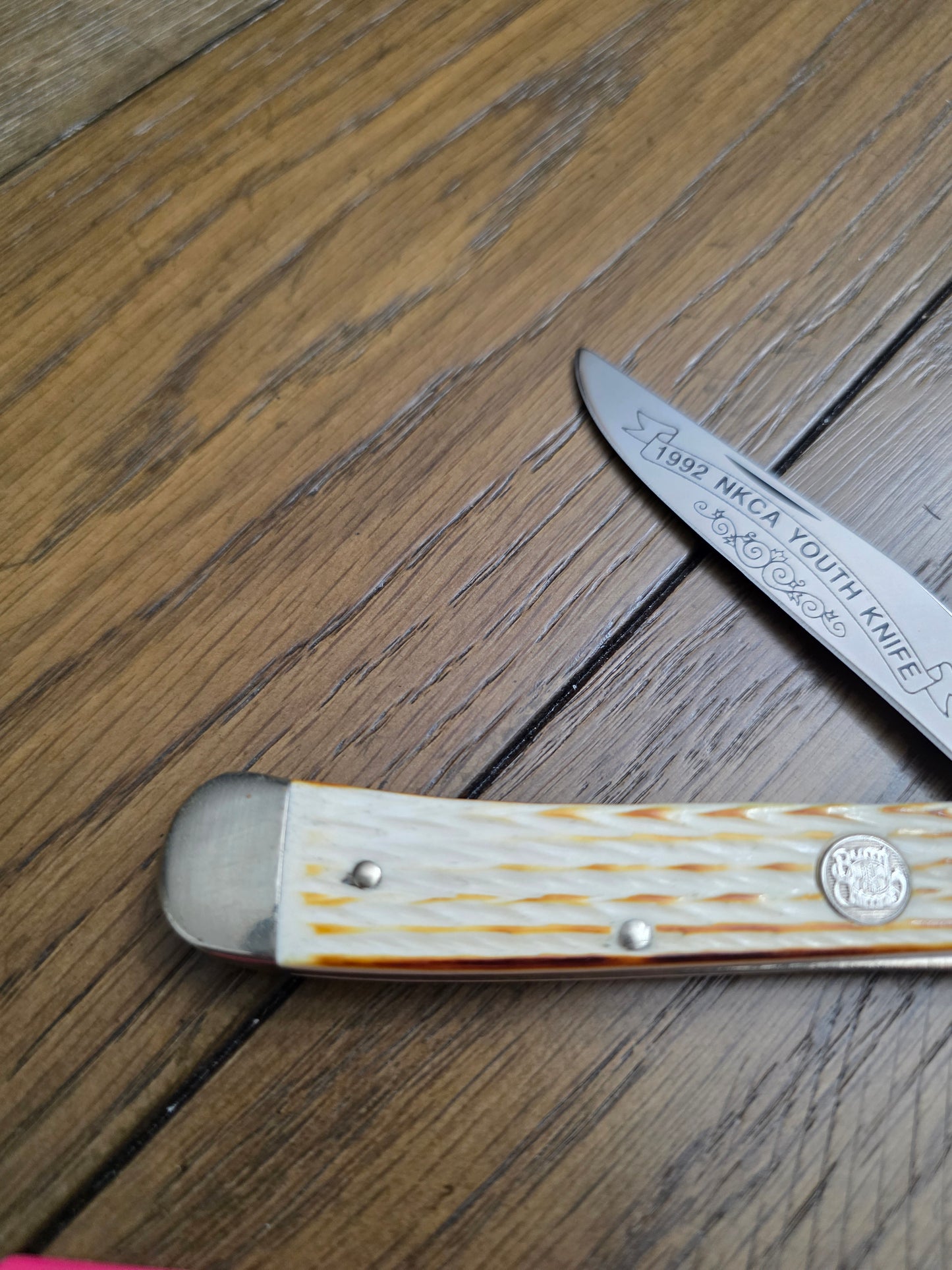 Burnt Chimney Single Blade Trapper Burnt Natural Bone Jigged NKCA Youth Knife 1992