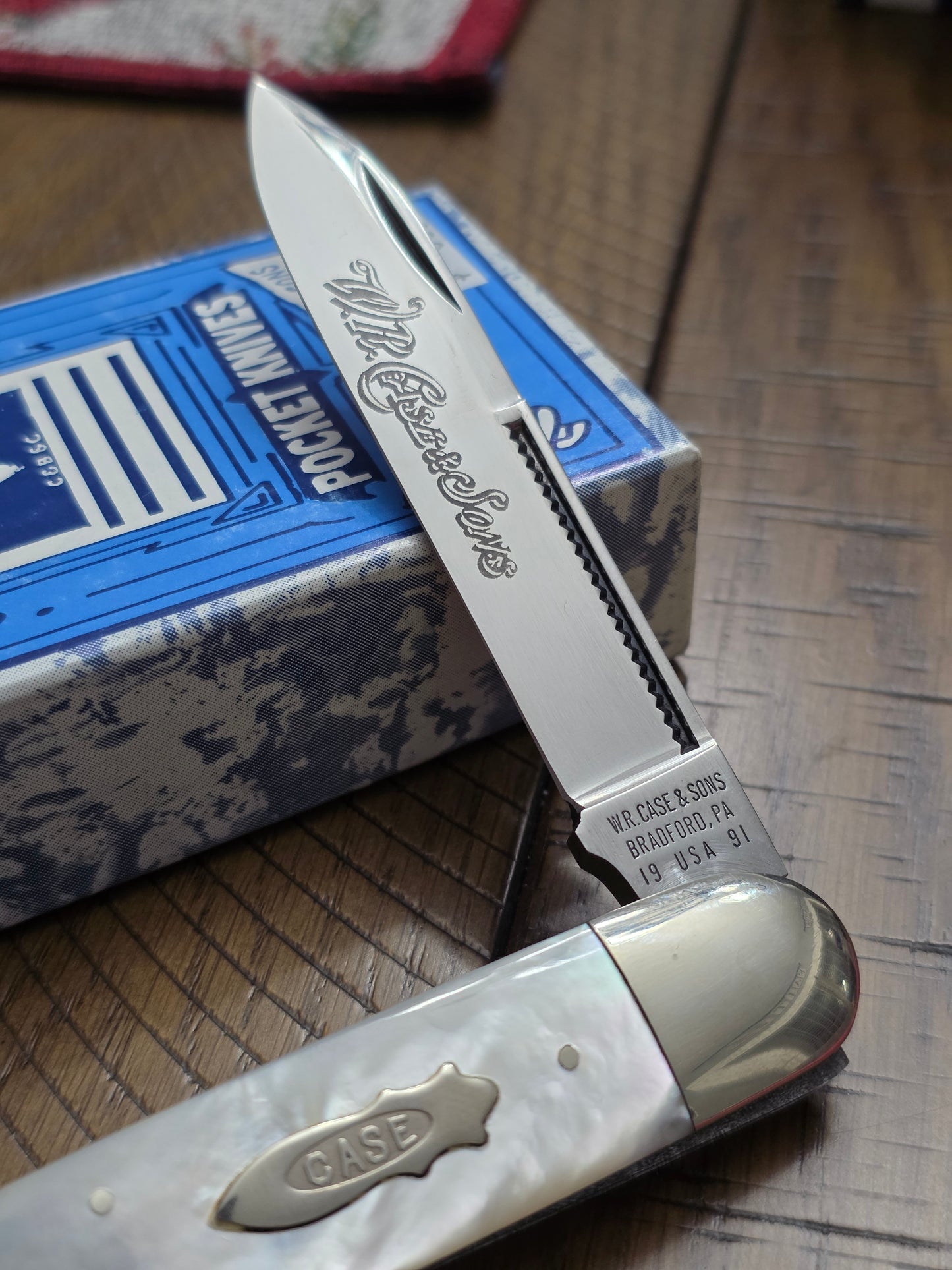 1991 Case XX Classic 83091 Mother of Pearl Cigar Whittler with Etch