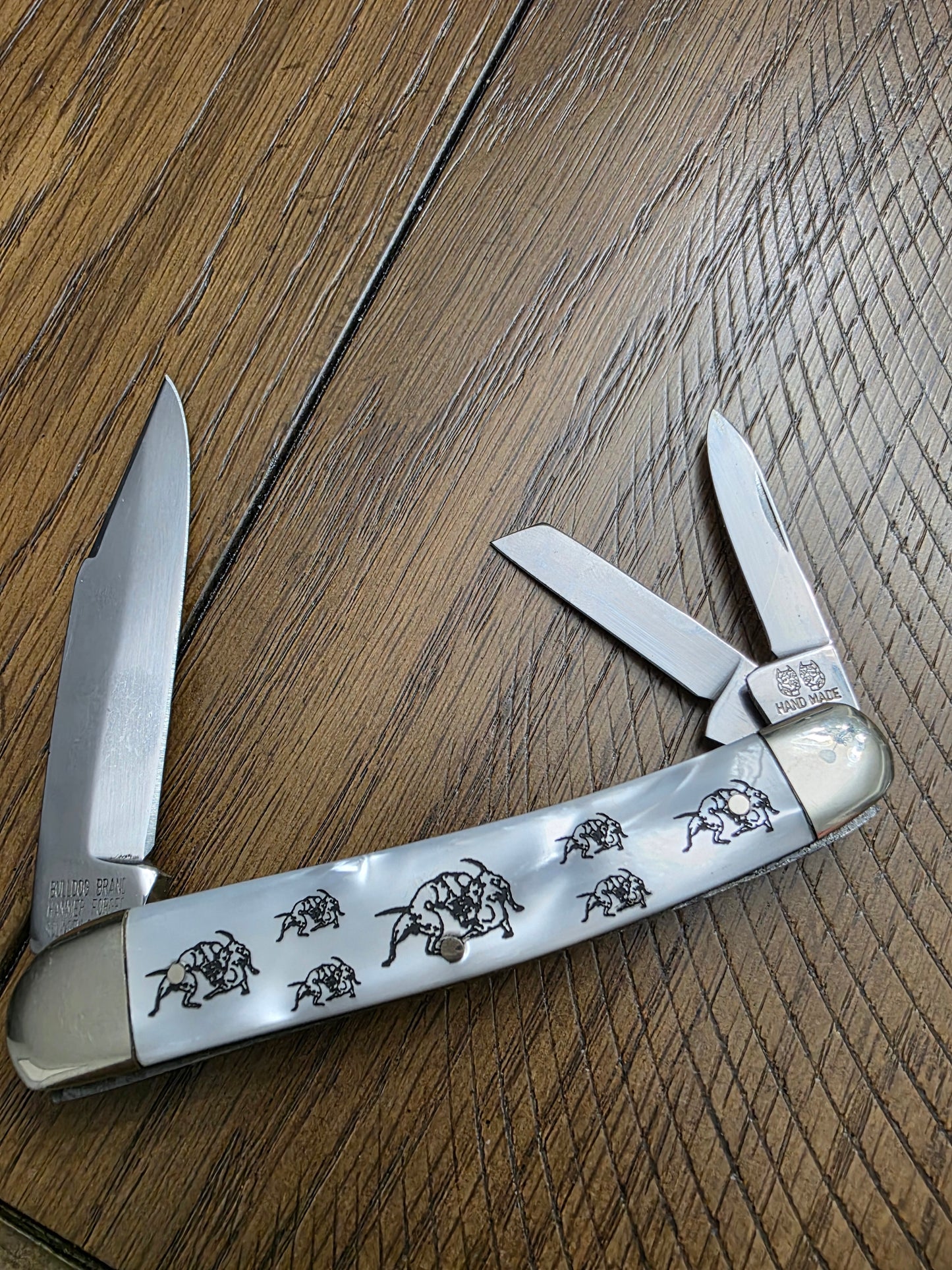 Bulldog Brand Faux Pearl Big Whittler Solingen Made