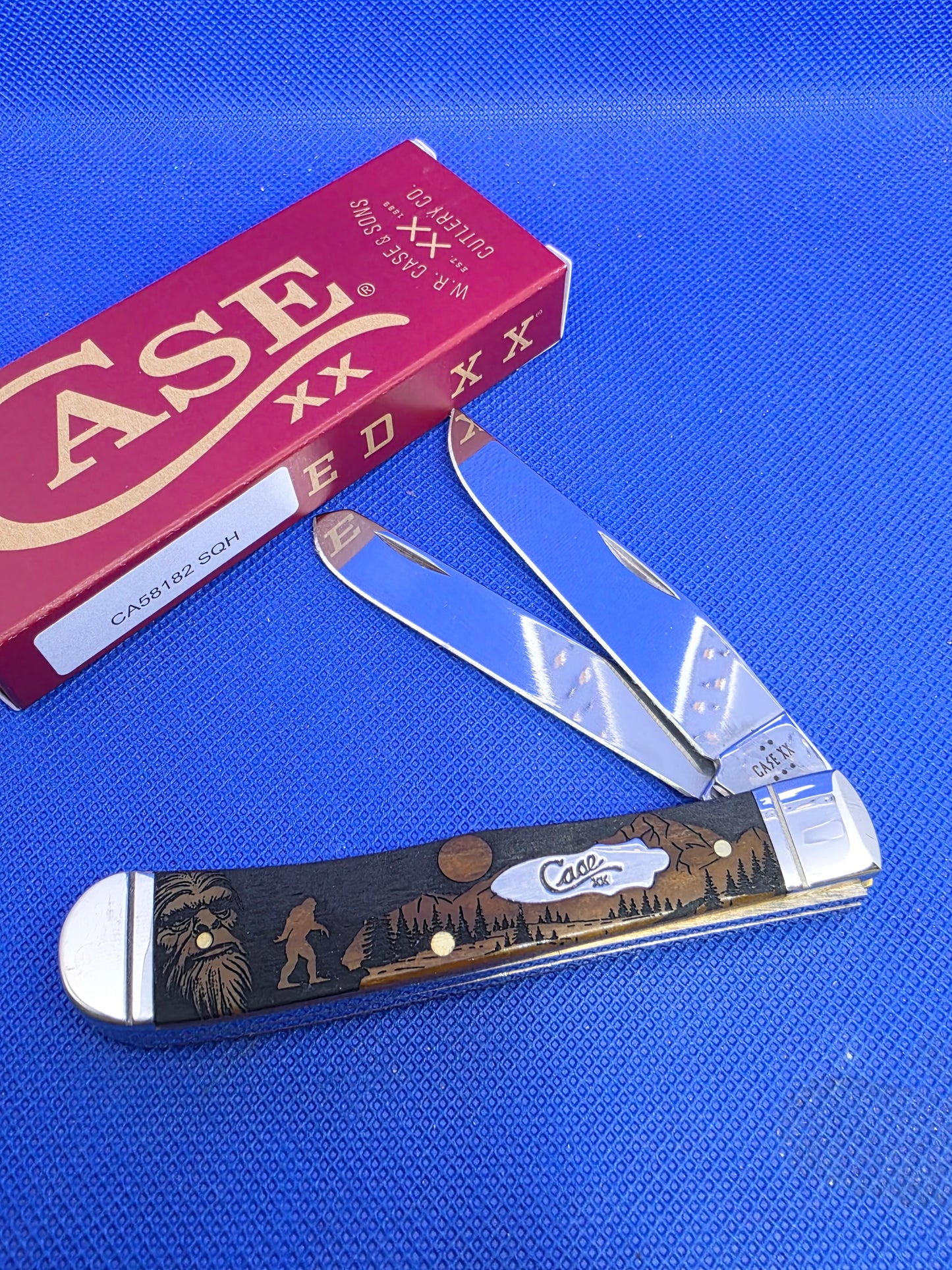 Case XX - Antique Bone Trapper 6254 - Sasquatch Hunter - CA58182 SQH