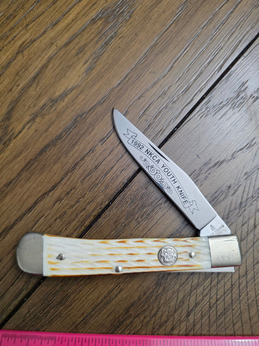 Burnt Chimney Single Blade Trapper Burnt Natural Bone Jigged NKCA Youth Knife 1992