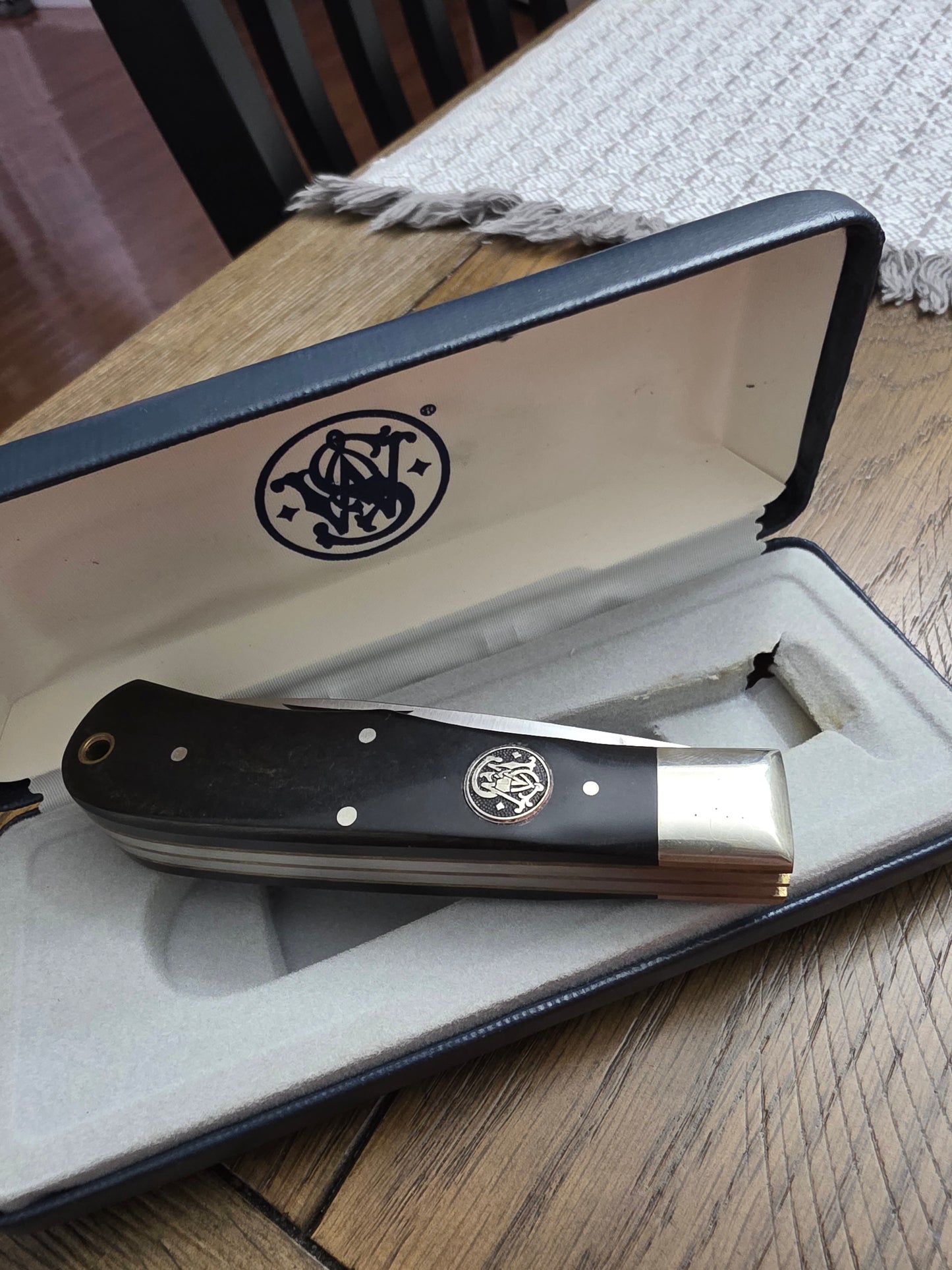 1995 Smith & Wesson USA 40th Anniversary .44 Magnum Trapper Buffalo Horn Handles