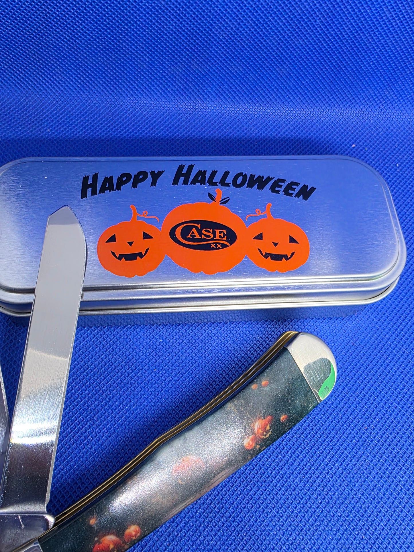 2025 Case XX 10642 Halloween Trapper Color infused Handles 4254 Happy Halloween