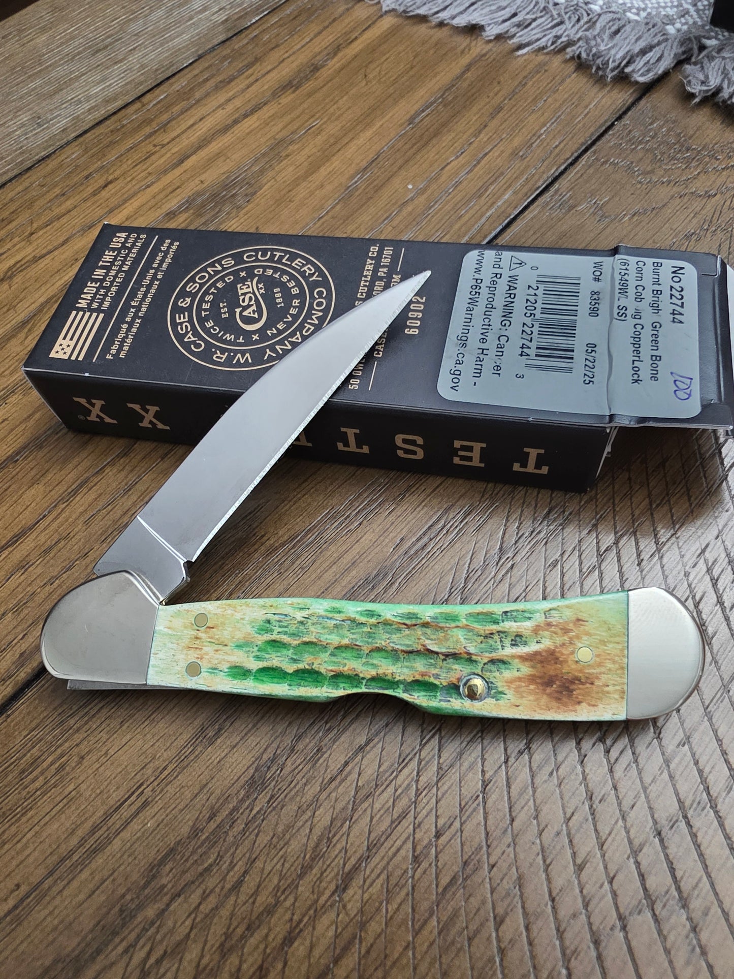 Case XX 2025 CopperLock Lizard Skin Handles 22744