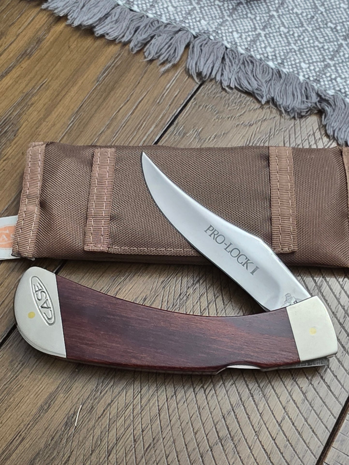 1983 Case XX PRO-LOCK I Rosewood Handle New Grind Blade 7 Dot 5.25"