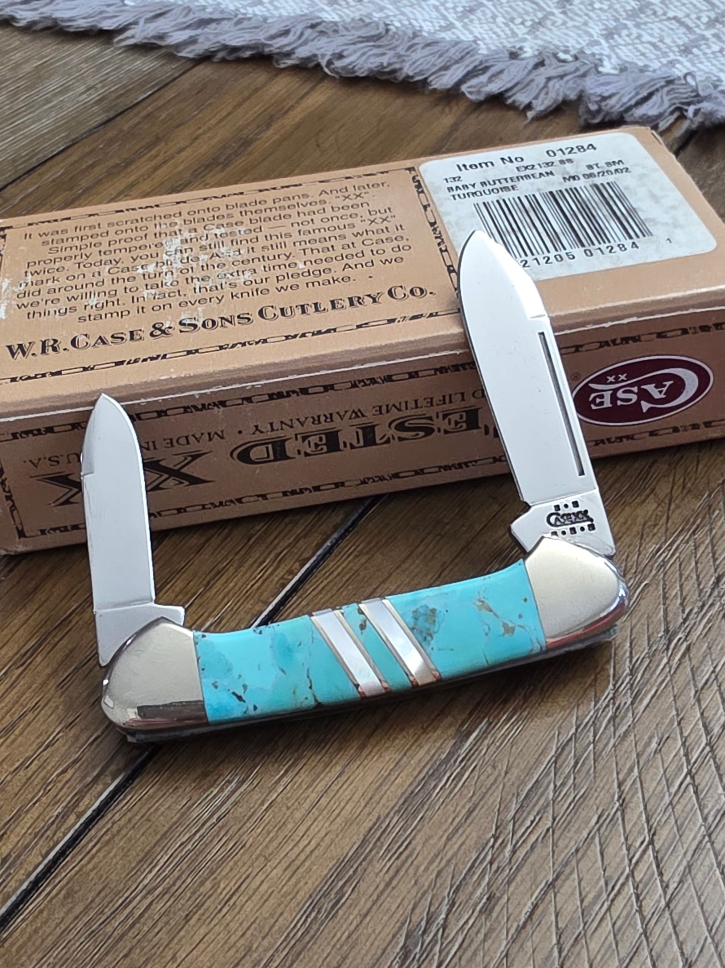 2002 Case XX Exotic Turquoise Baby Butterbean EX2132 01284