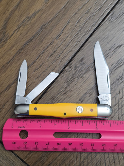 Queen Cutlery Thin Frame Whittler - Yellow Delrin Handles UNUSED