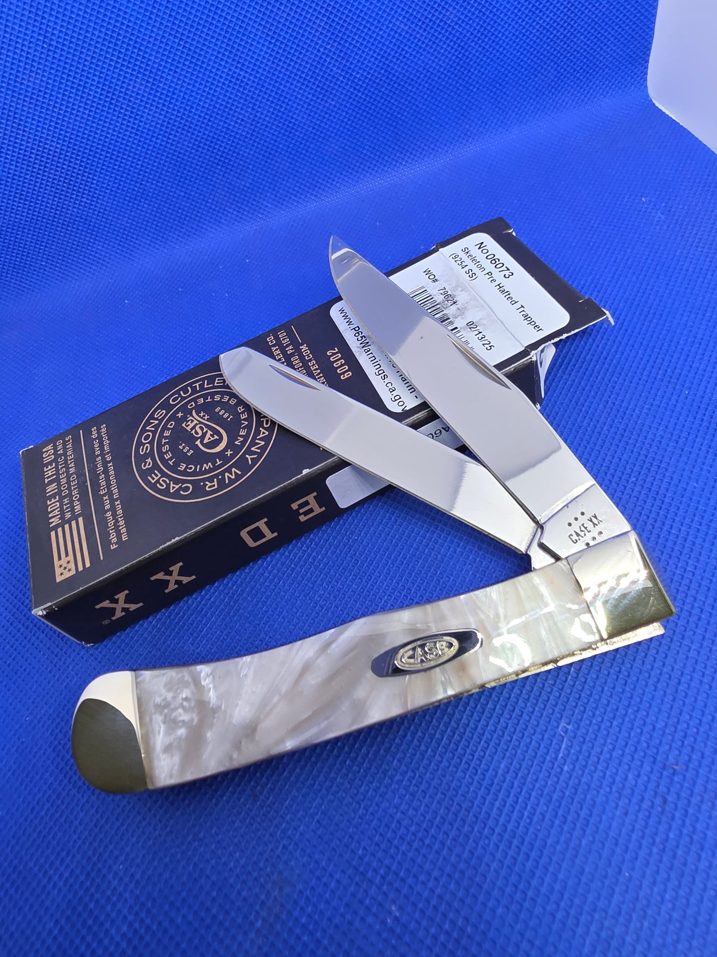 Case XX Corelon Trapper with Heavenly Pearl Handles - 6073-HP