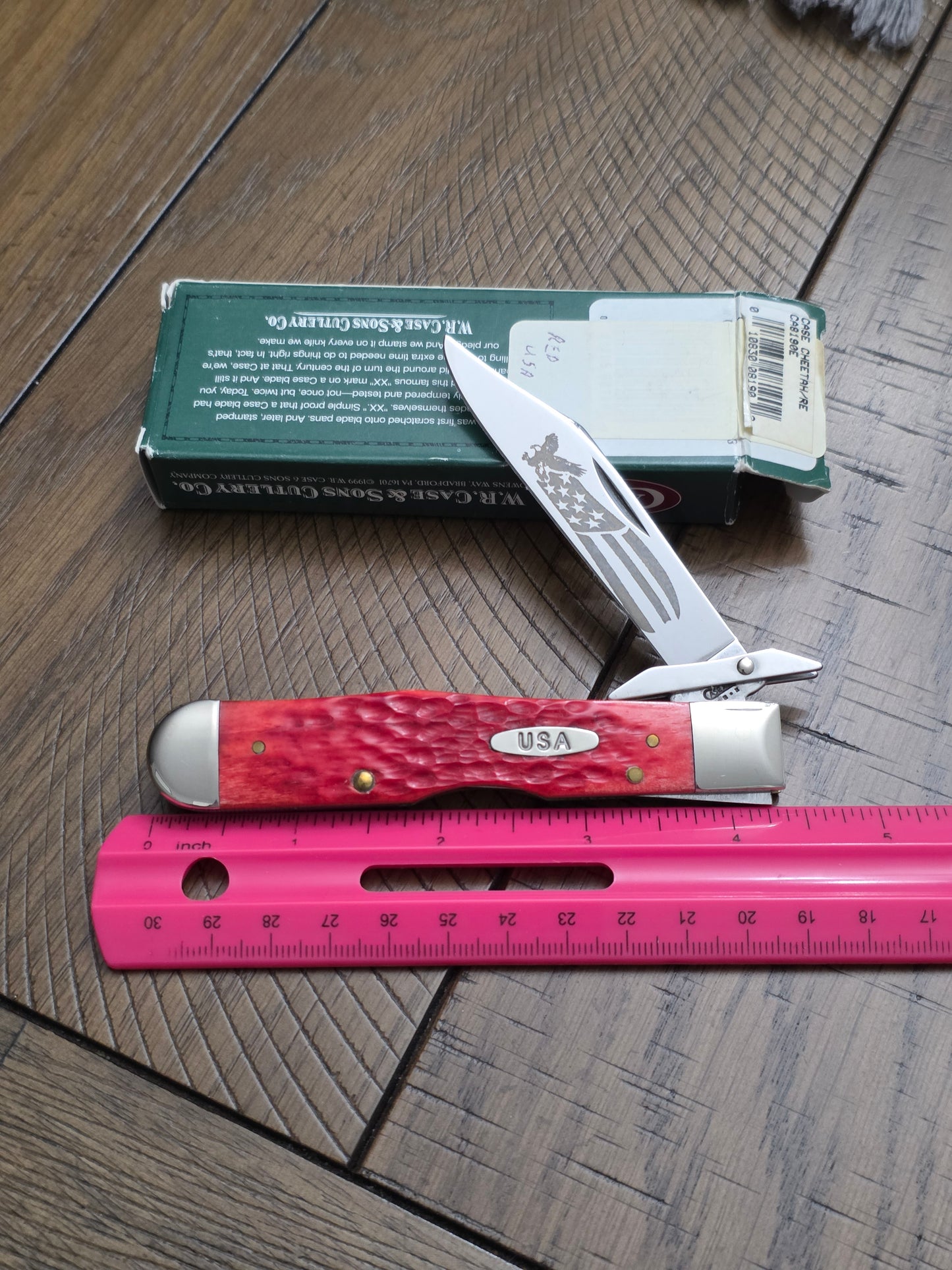 2002 Case XX Jig Red Bone USA Etch Cheetah - 08190E