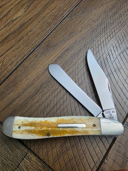 1989 Case XX 6240 Antique Bone DogLeg Trapper 2 Blade Bar shield