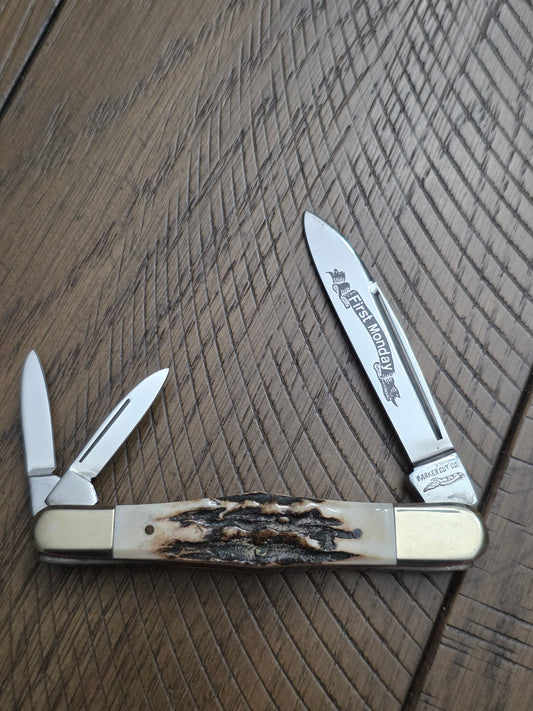 Parker Cut Co Japan - Stag Handle Whittler - First Monday Series