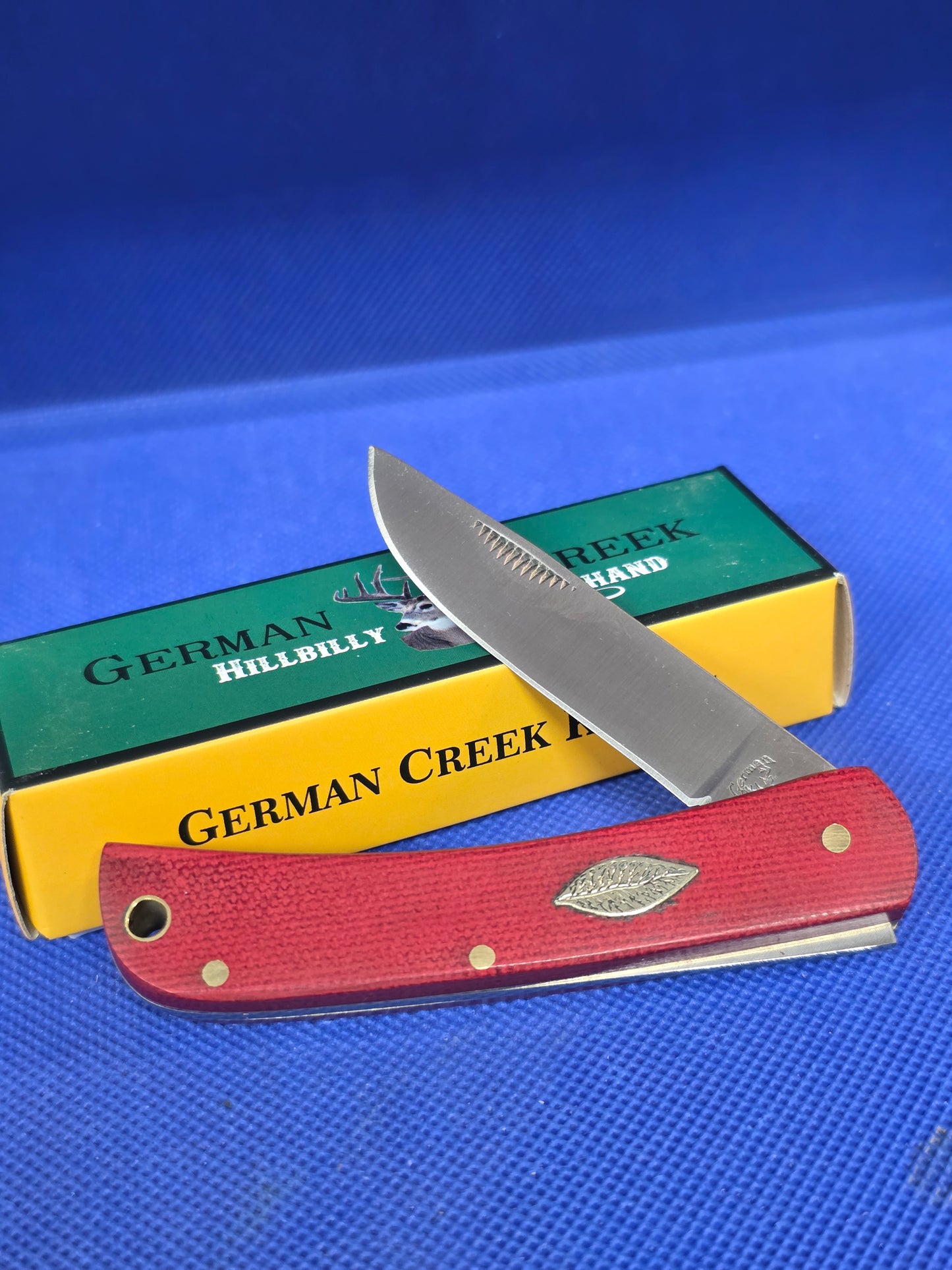 The Hillbilly Farmhand - Red Burlap Micarta Handles - GCFH037MRD