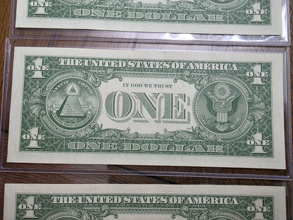4 Consecutive $1 Dollar Blue Seal Silver Certificate 1957 Uncirculated Condition