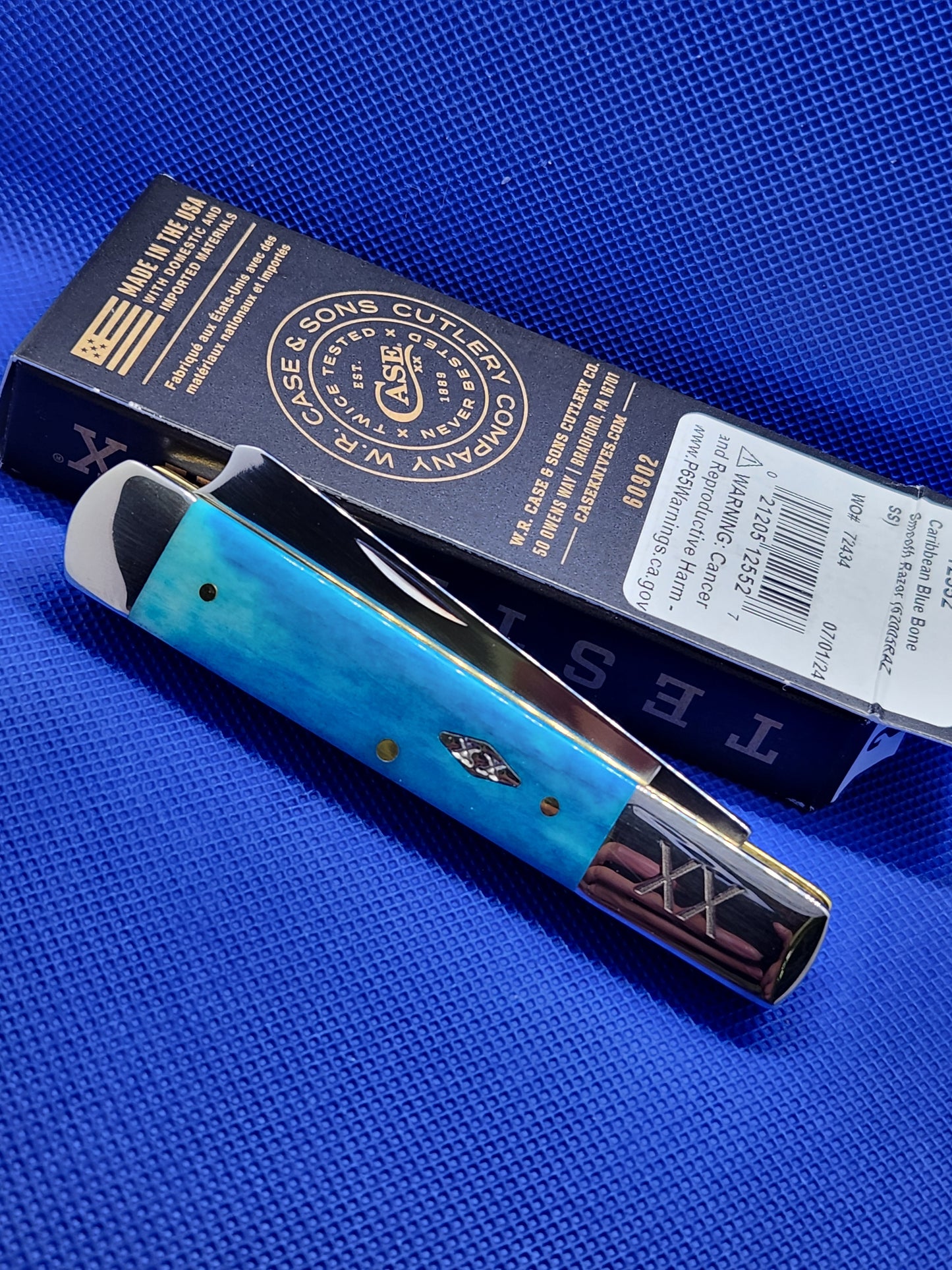 2024 Case XX Smooth Caribbean Blue Bone Razor  Pocket Knife 12551 SFO 62005RAZ