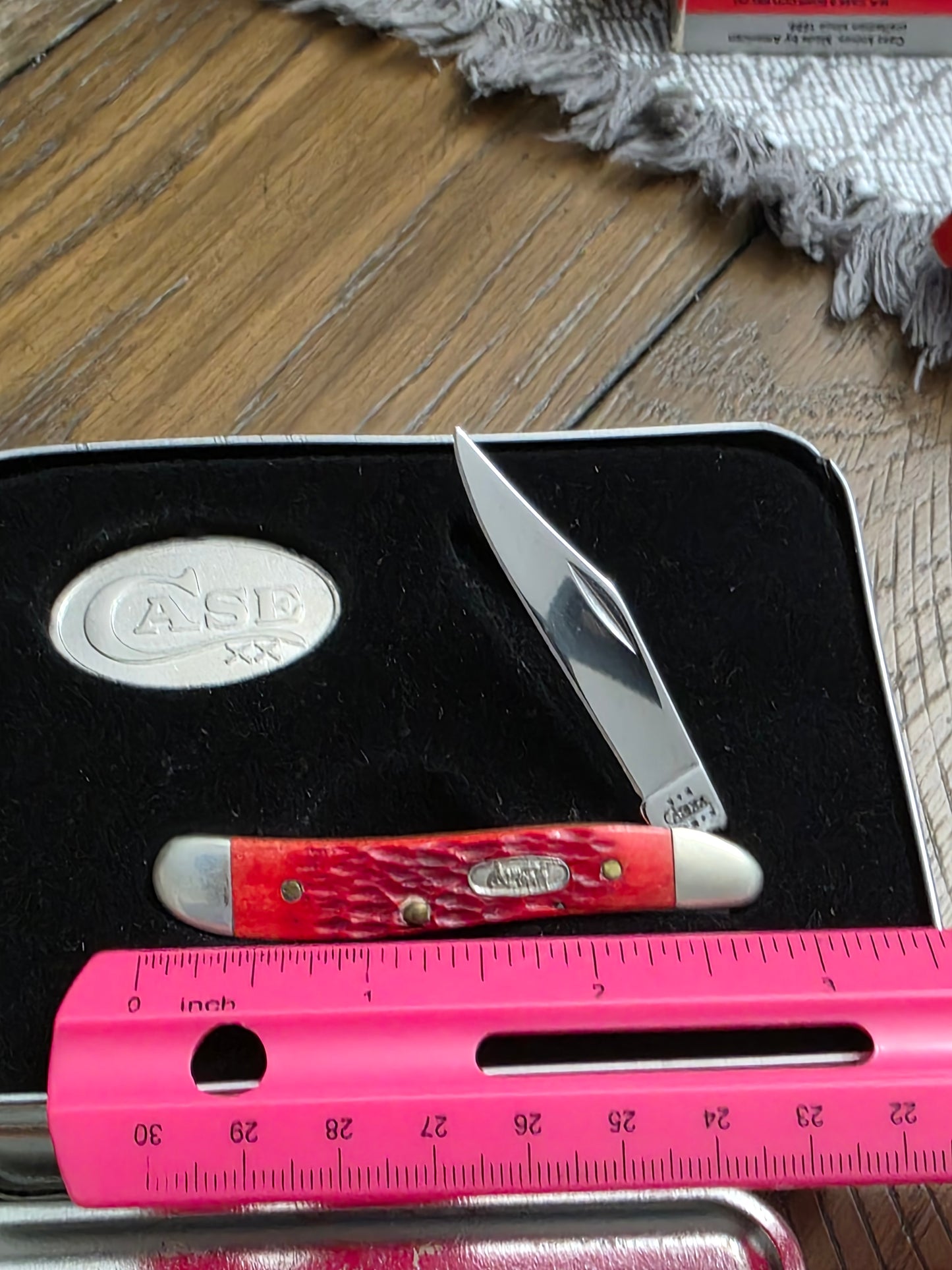 2002 Case XX Red Jig Bone Peanut 6120 Coca-Cola in the original tin