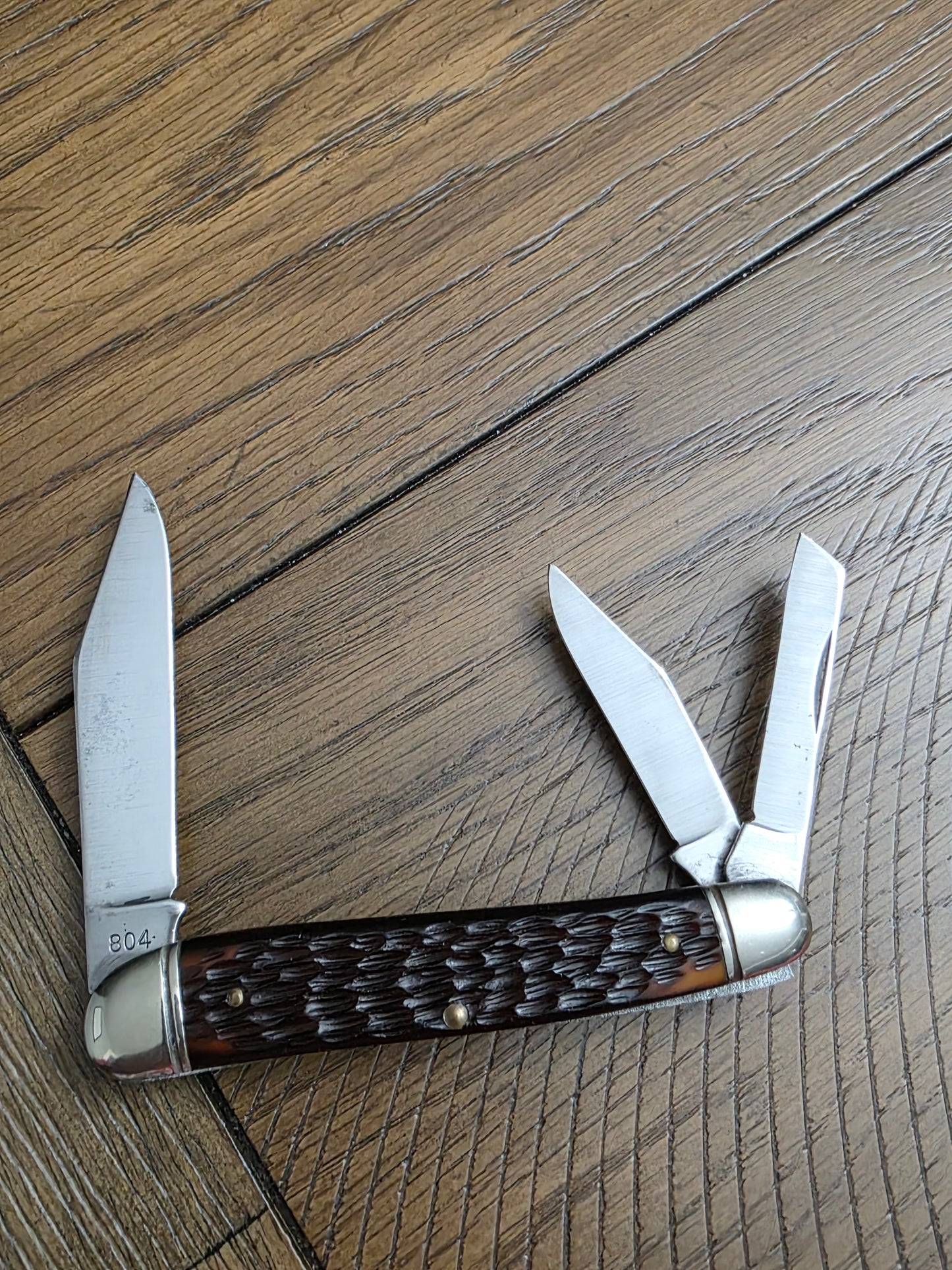 Schrade Walden 804 Big Whittler Jigged Delrin 3 Blade