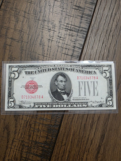 1928 B $5 Dollar Red Seal United States Note Uncirculated Condition