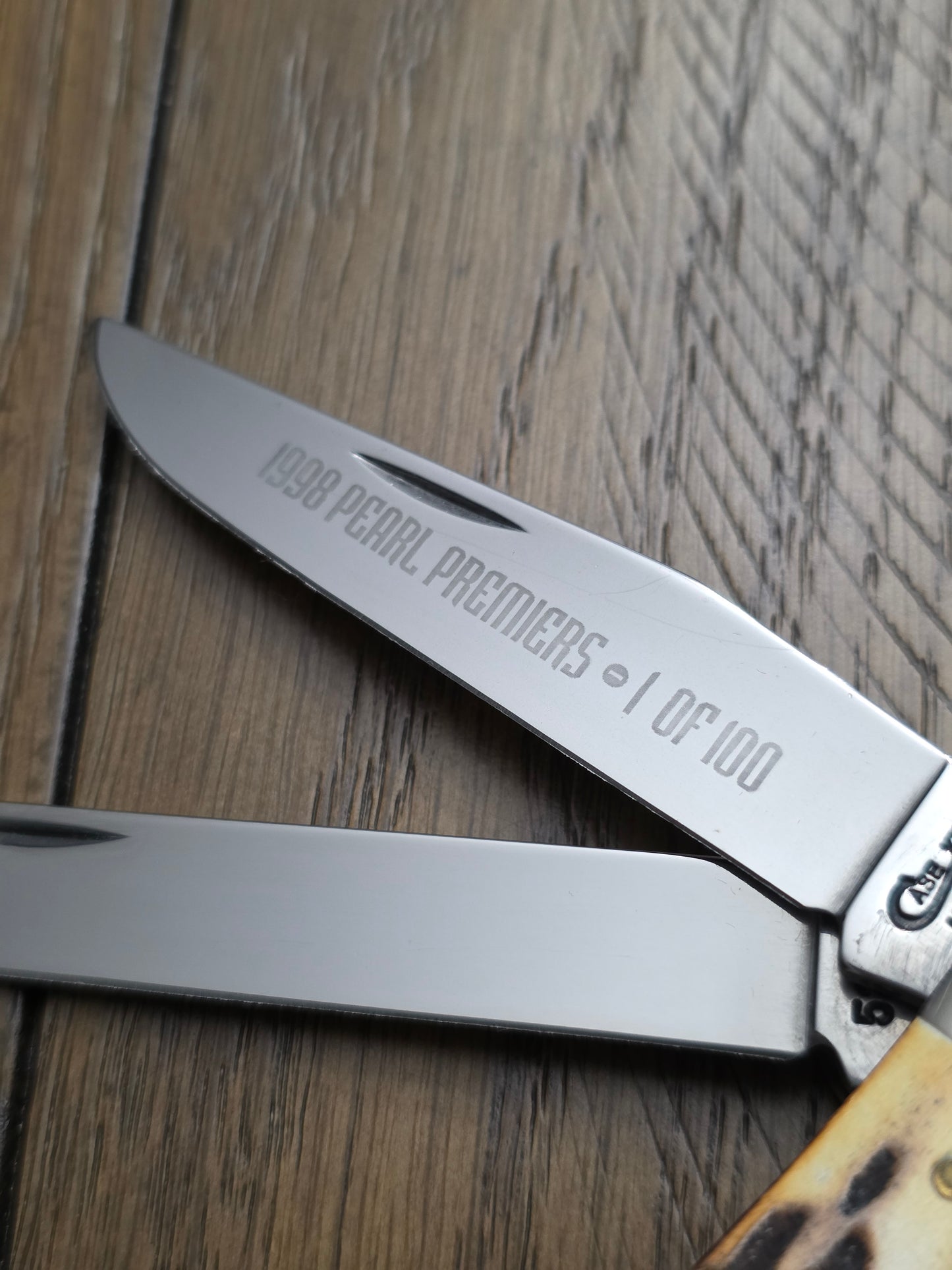 1998 Case XX Pearl Premier Stag Handle Trapper 1 of 100 Very Nice Stag!