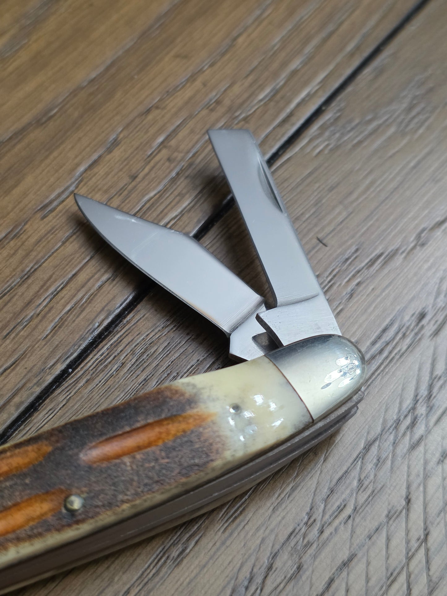 Frost Cutlery Japan - Whittler - Bonestag Handles