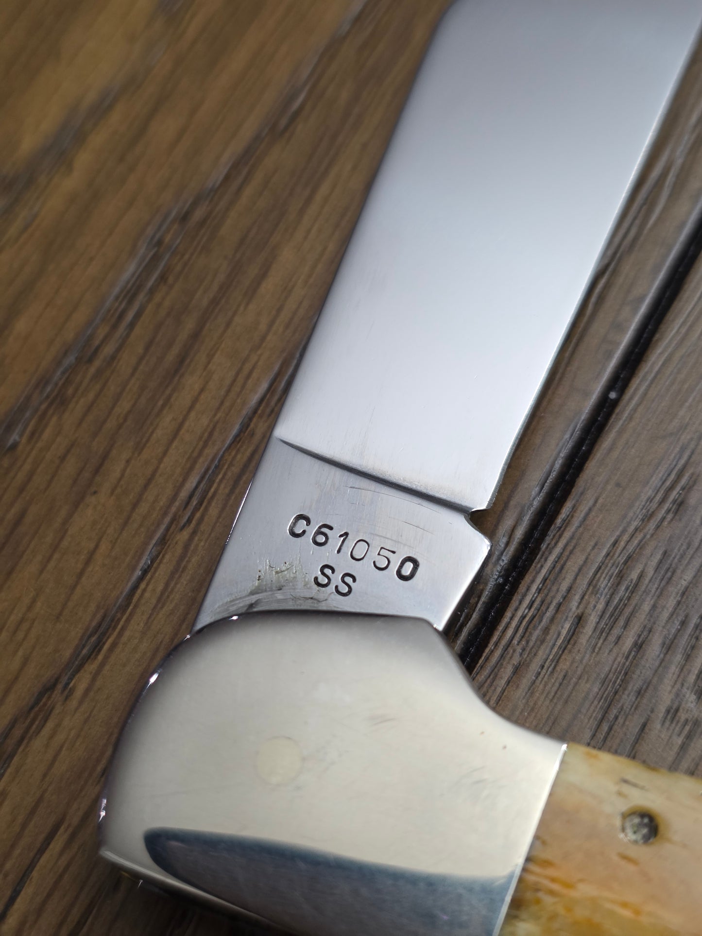 1995 Case XX Coke Bottle Smooth Antique Bone Handle C61050