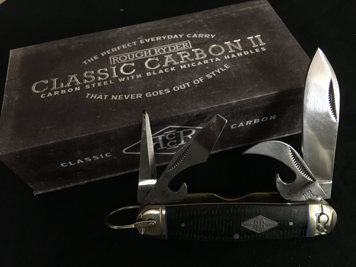 Couteau de scout Rough Ryder Classic Carbon II Micarta RR2215